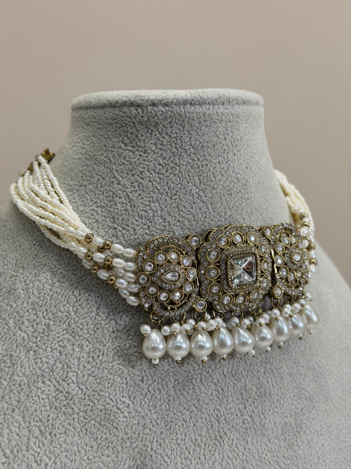 Pearl Choker Jewellery Set
