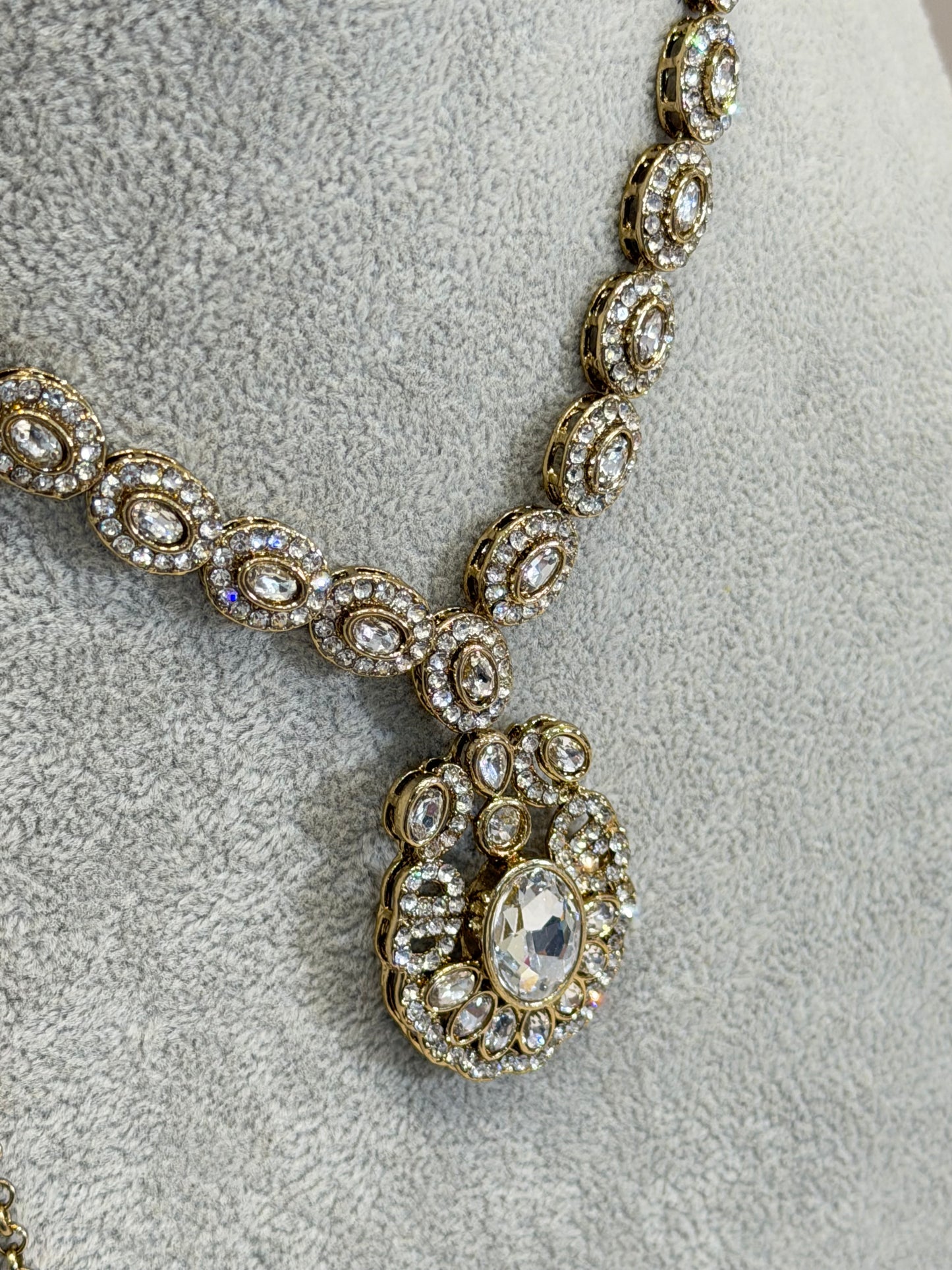 Traditionelles American Diamon Kundan Jewellery Set - 3 Colours