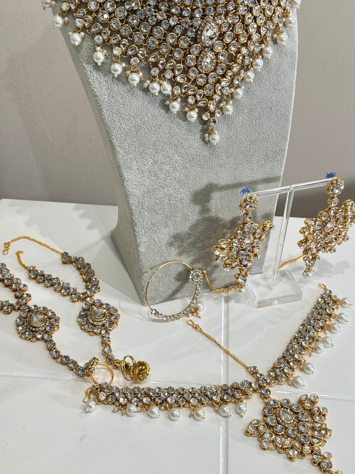 Gold Bridal Jewellery Set