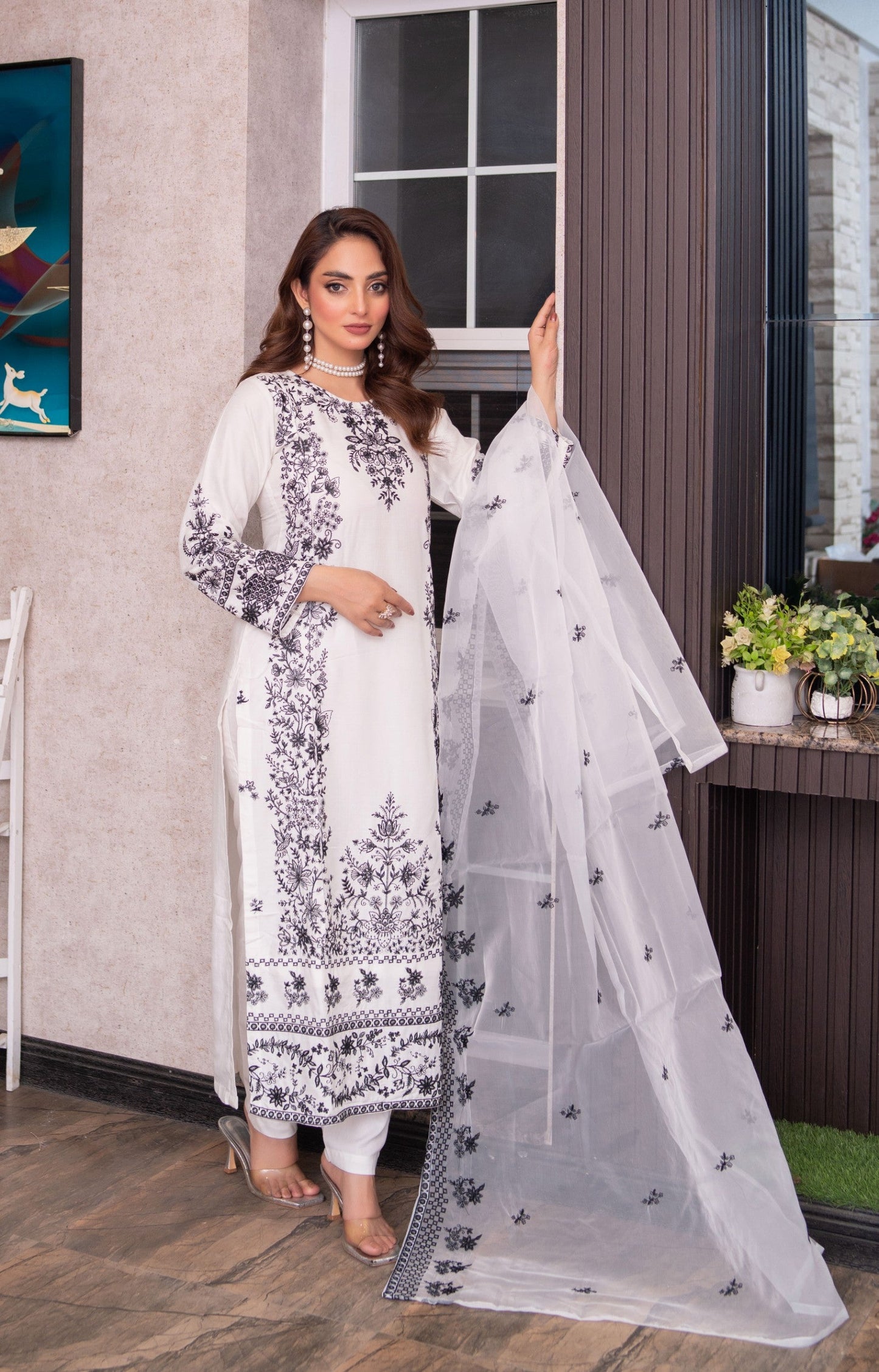 HK311 - Linen Outfit 2025