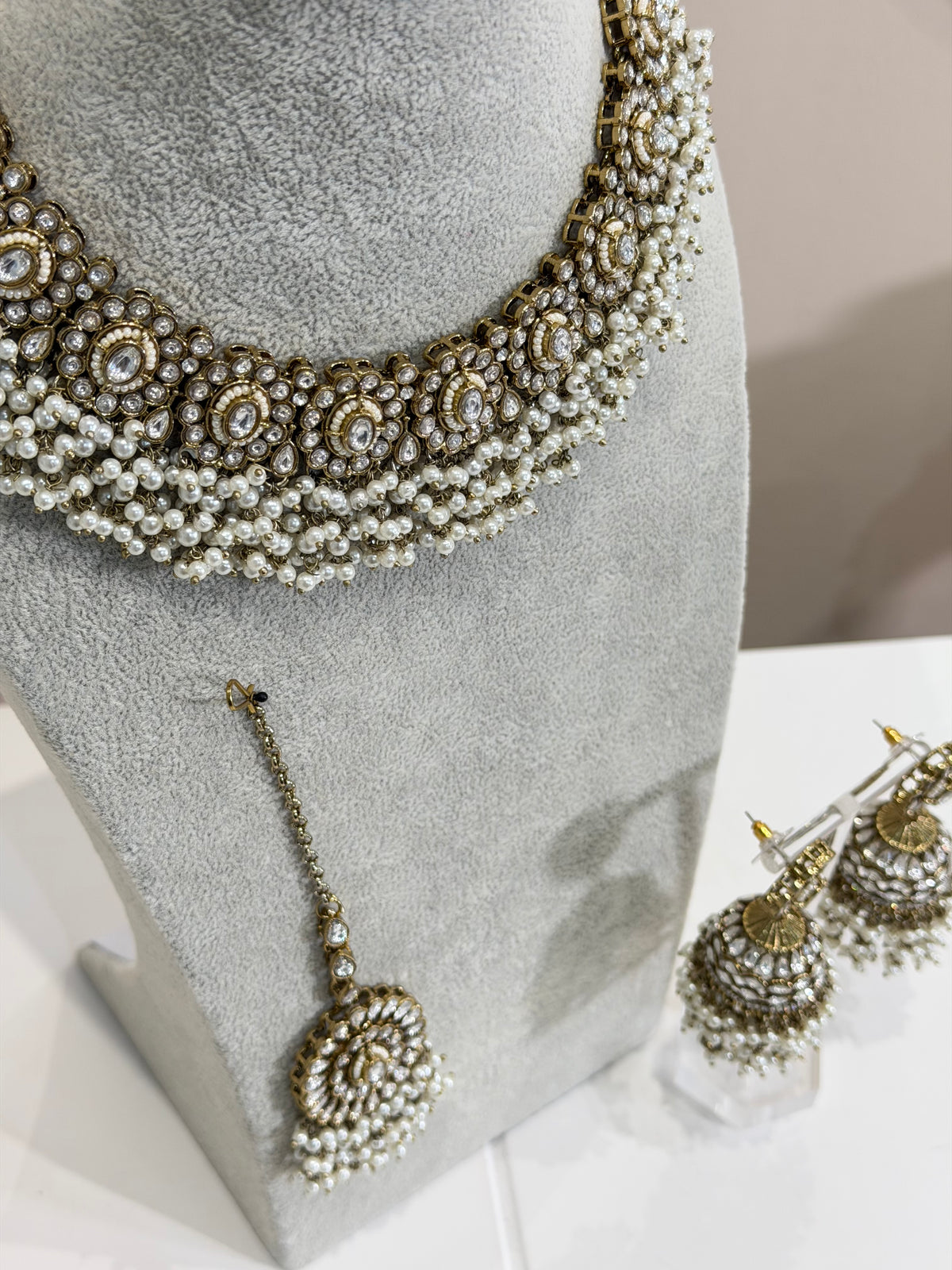 Gold Pearl Jewellery Set