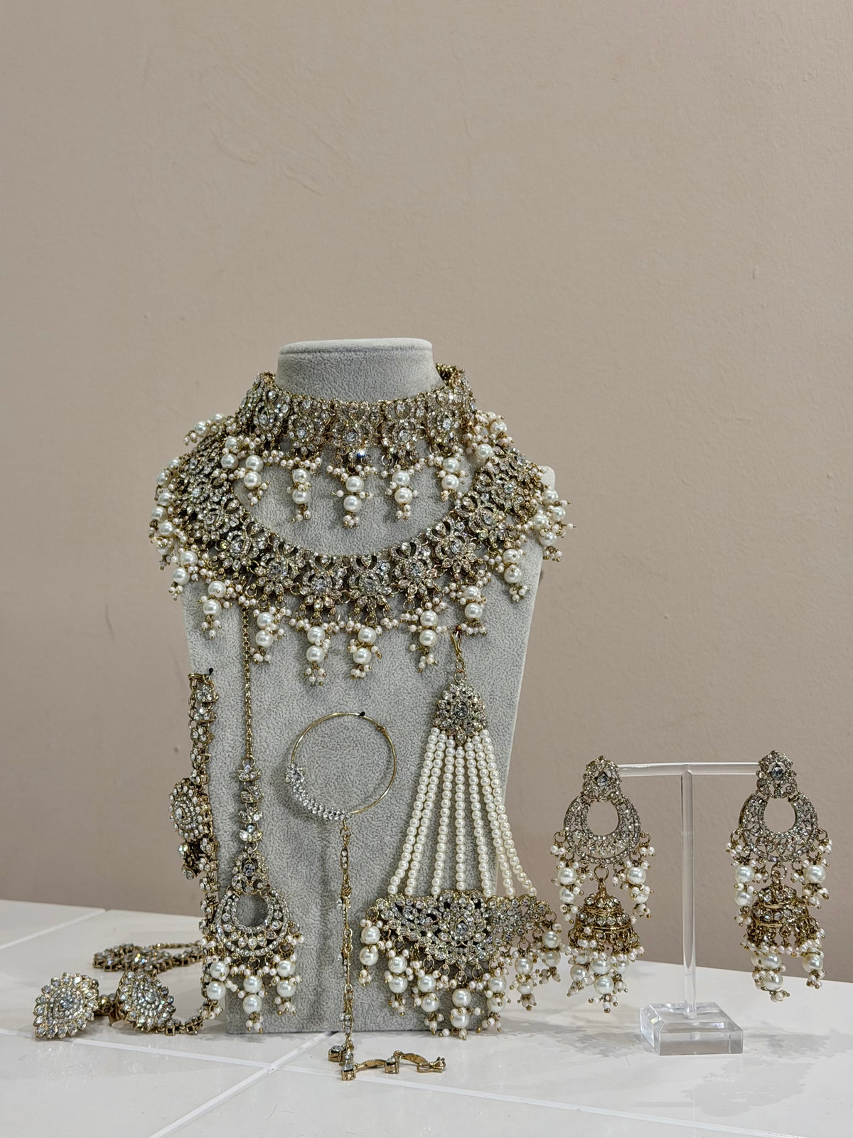 White Gold Bridal Jewellery Set