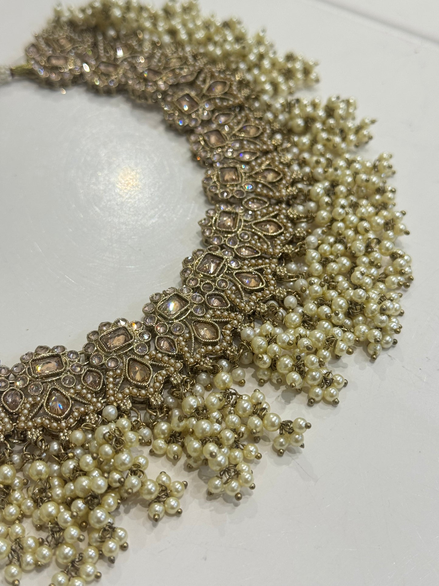 Off-White Pearl Jewellery Set