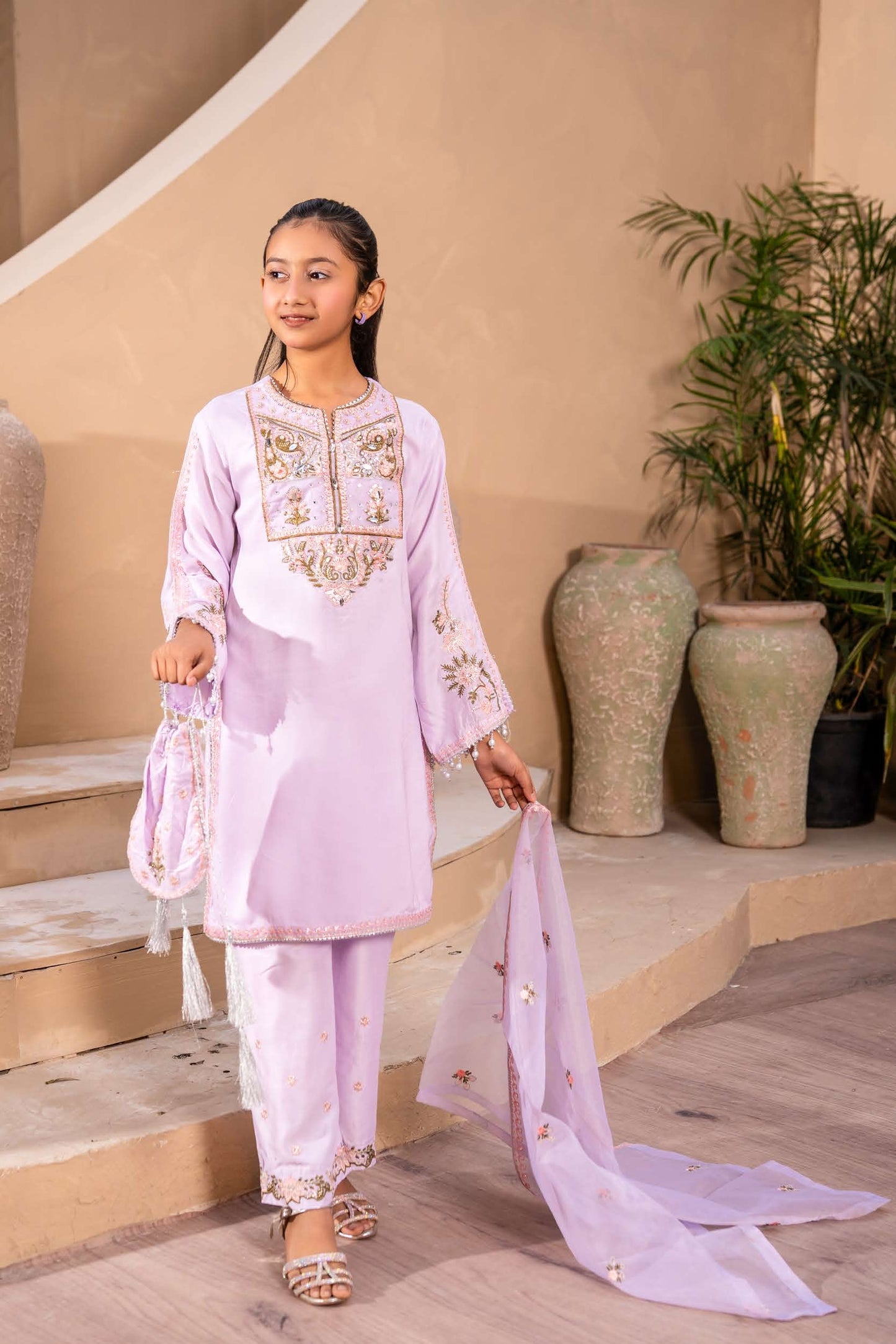 Mother Daughter Linen Embroidered - Lilac