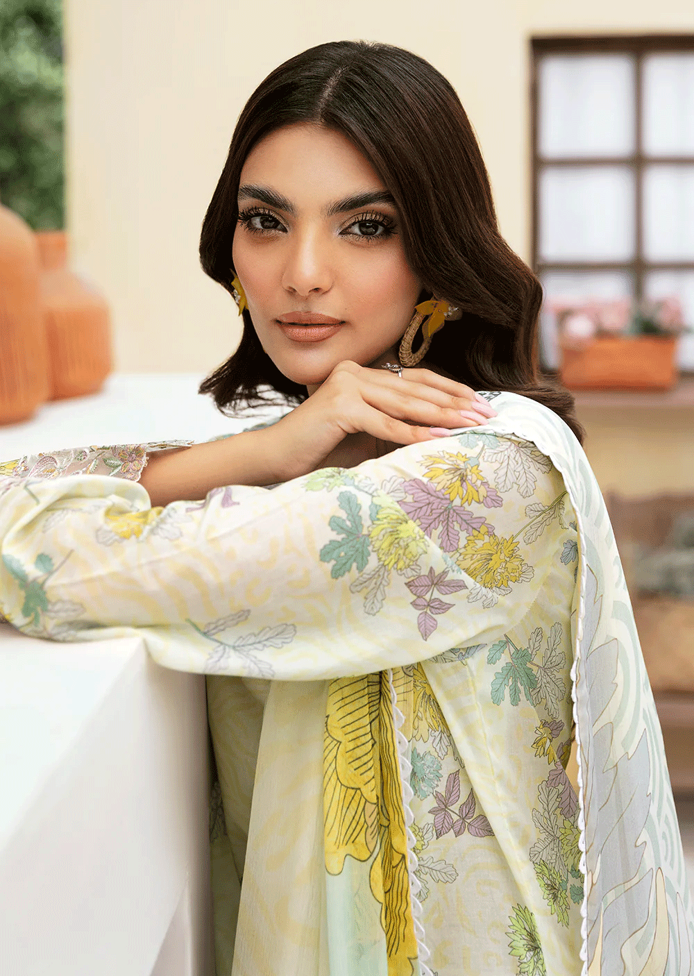 Ramsha Rangrez Lawn Suit 501