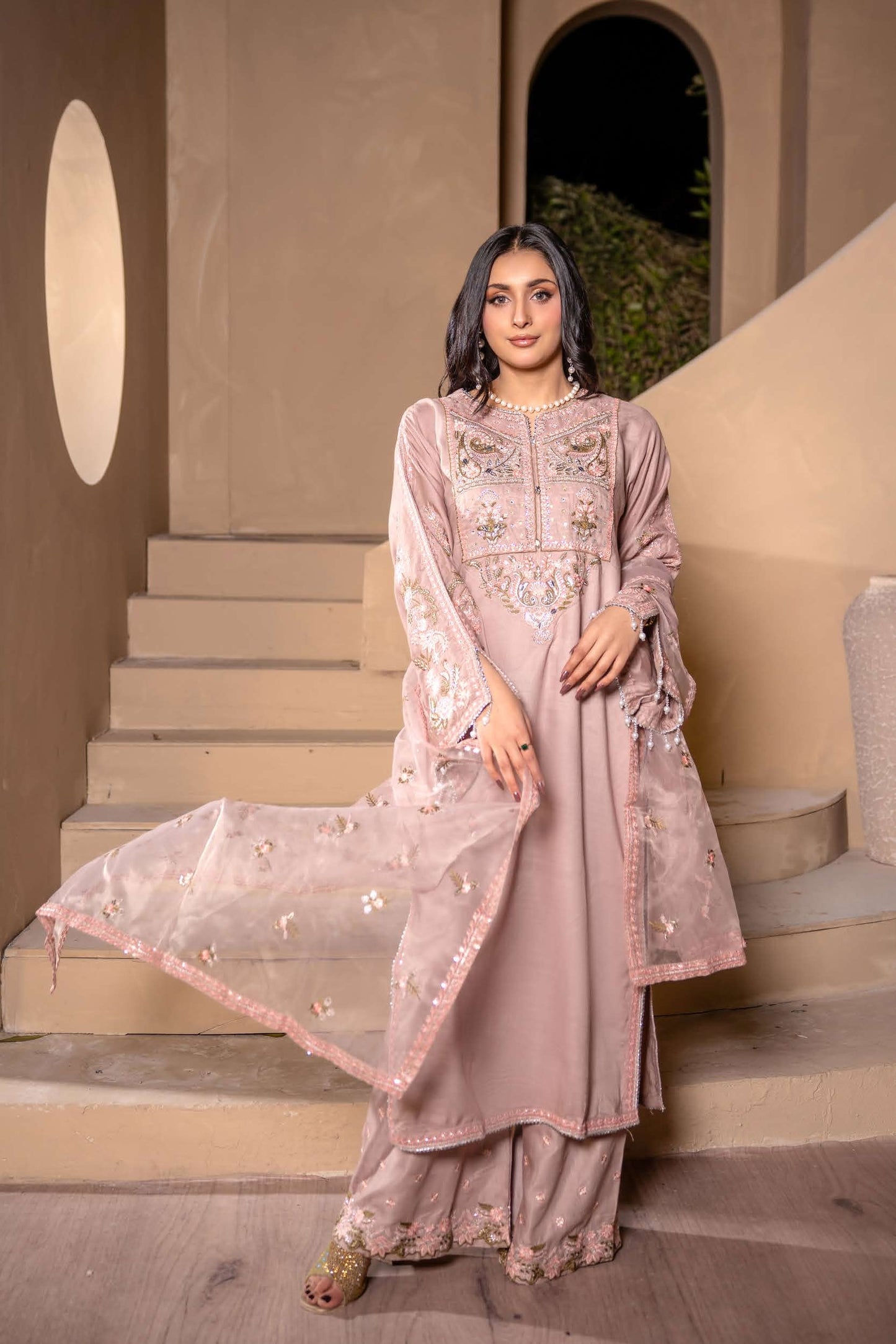 Mother Daughter Linen Embroidered - Nude rose