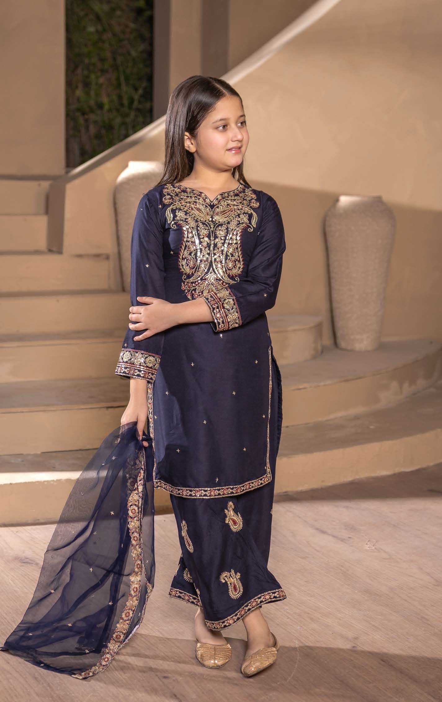 Mother Daughter Linen Embroidered - Navy