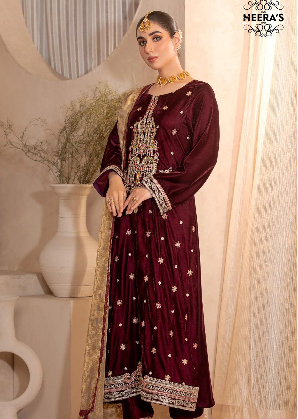 Heera's Dark Red Velvet Suit BL24