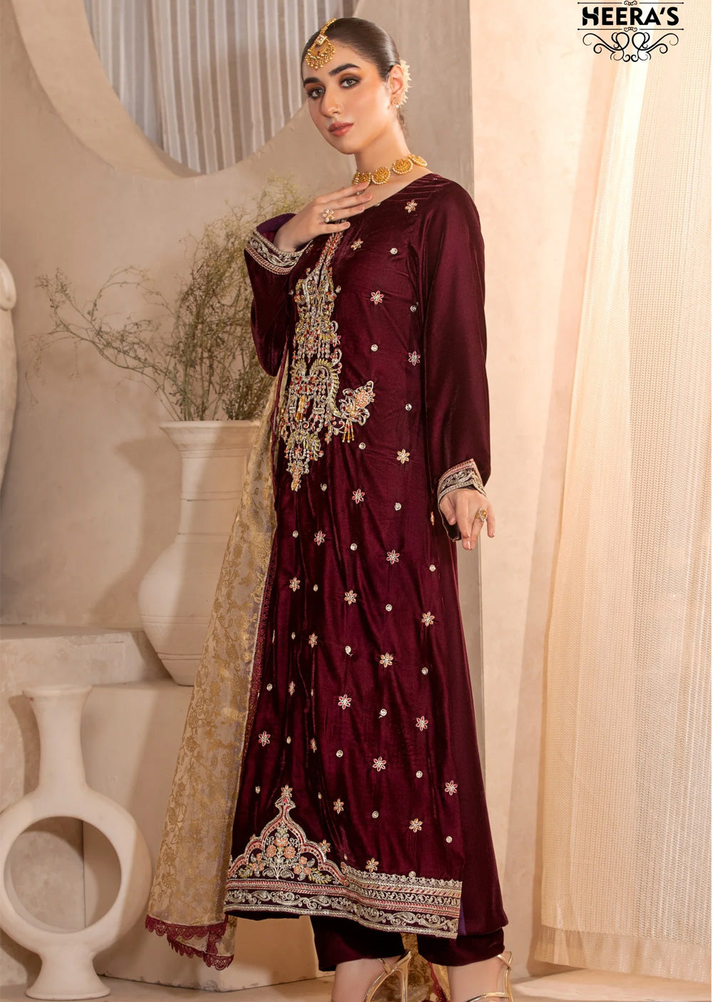 Heera's Dark Red Velvet Suit BL24