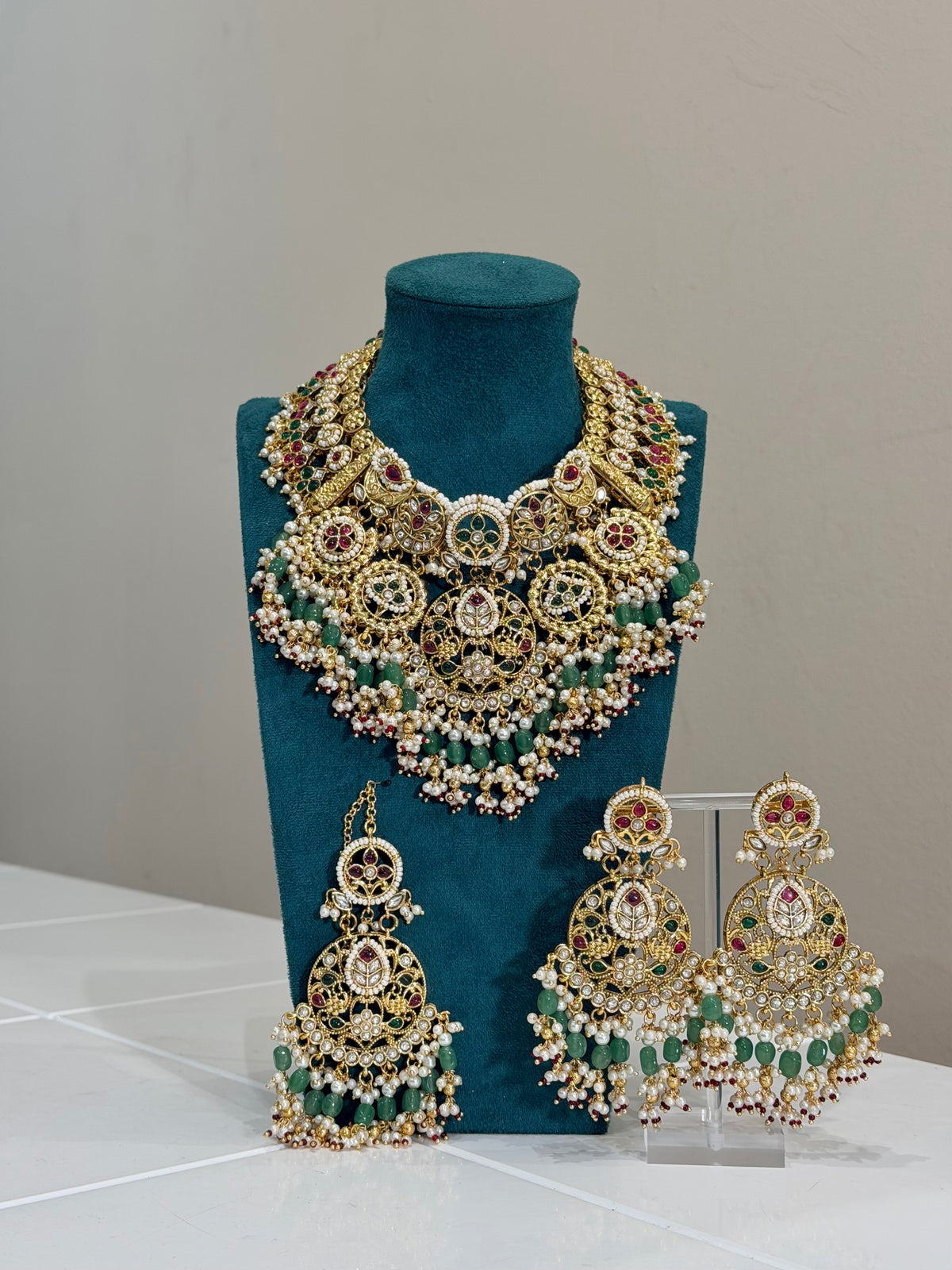 Traditional Rani Haar Jewellery Set