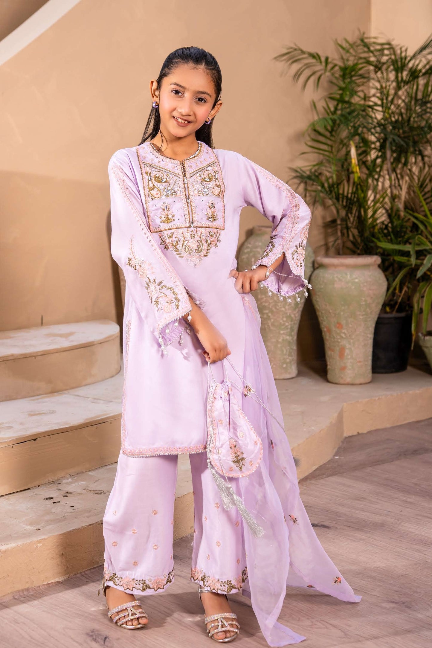 Mother Daughter Linen Embroidered - Lilac