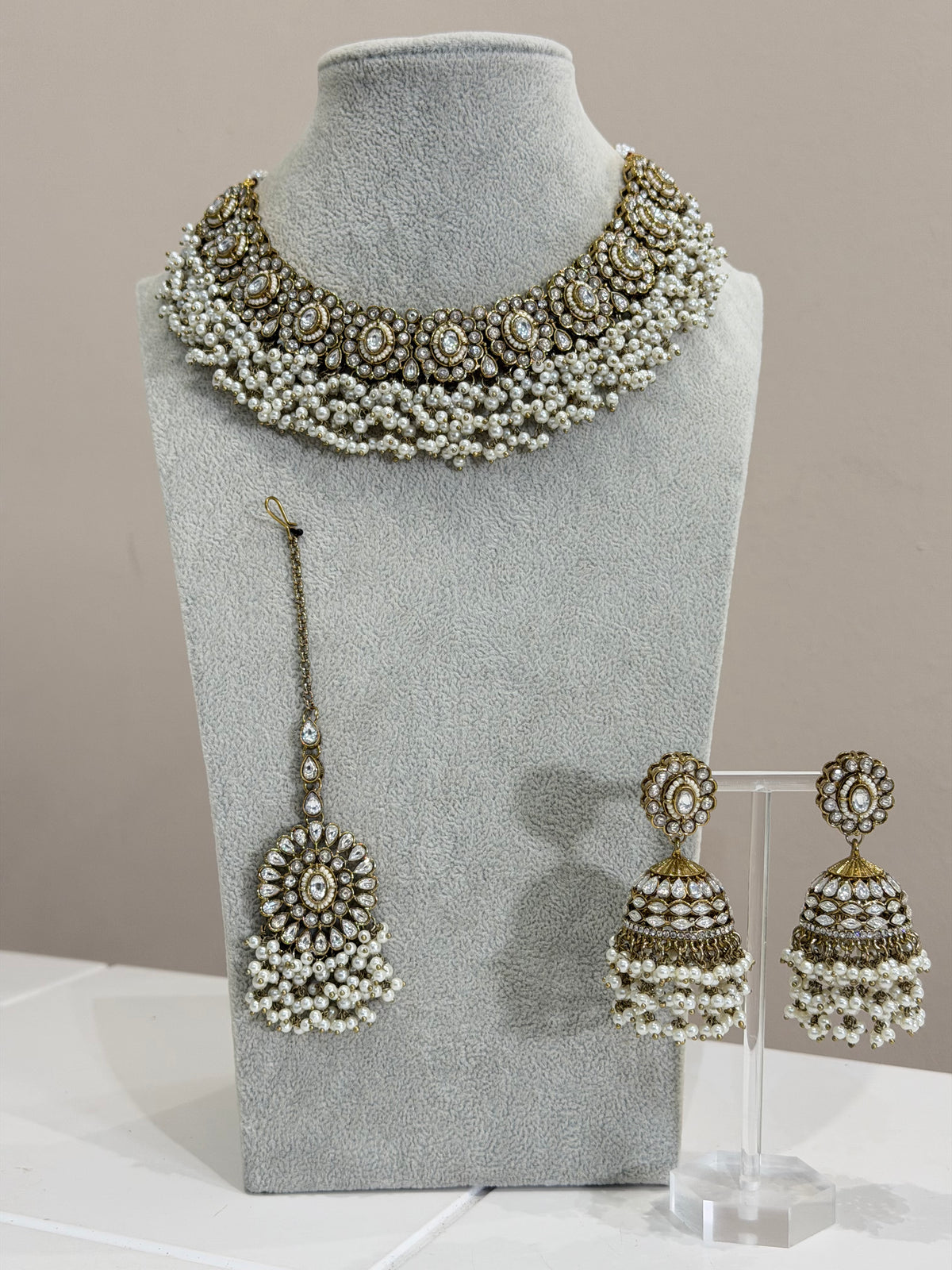 Gold Pearl Jewellery Set