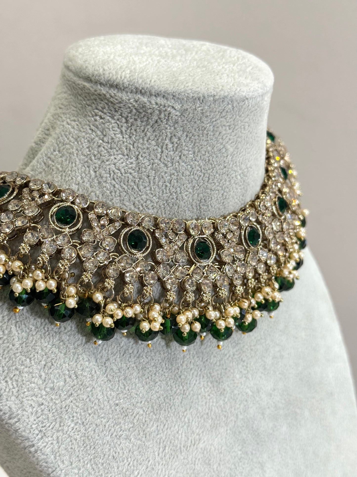 Gold Jewellery Set