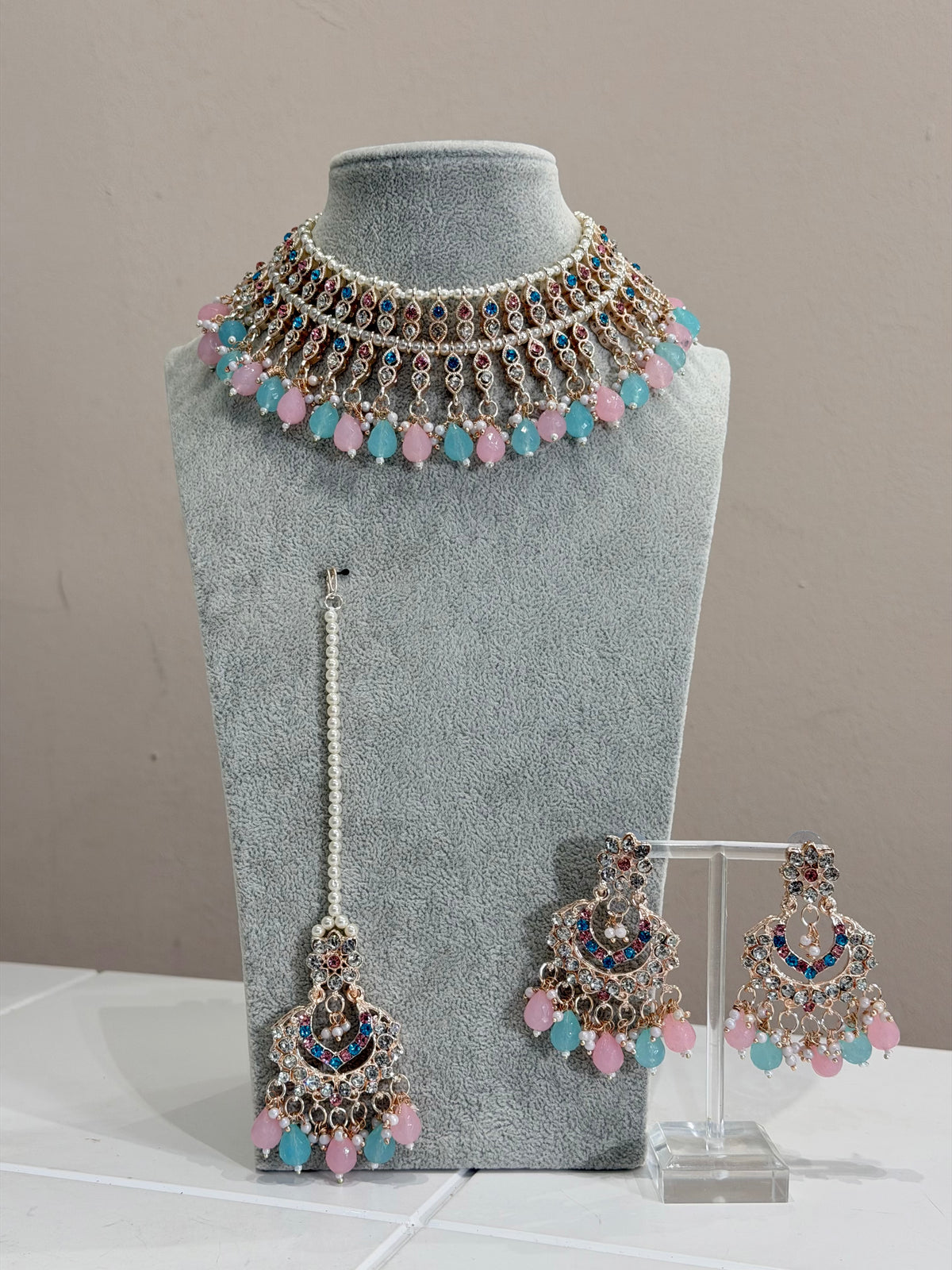 Powder Blue & Rose Jewellery Set