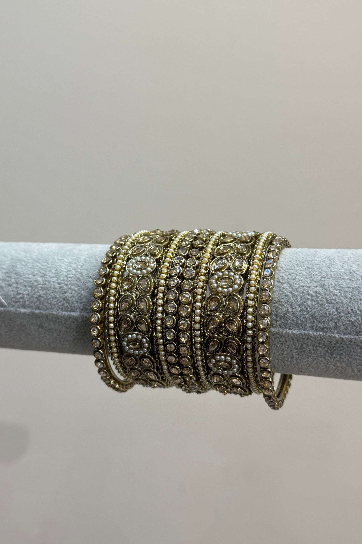 Antik Gold Metal Bangle-  (10-teilig)