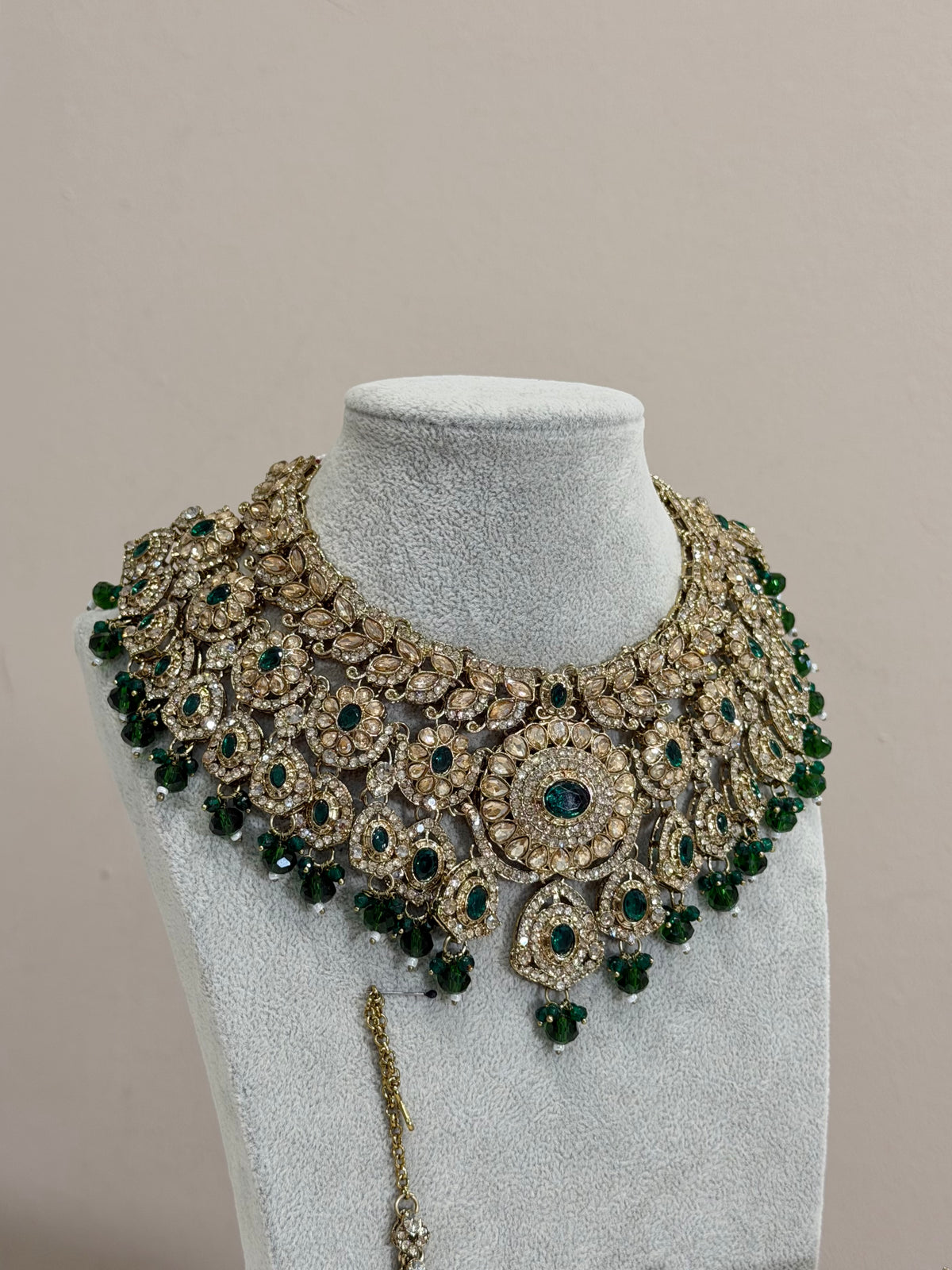 Green Jewellery Set