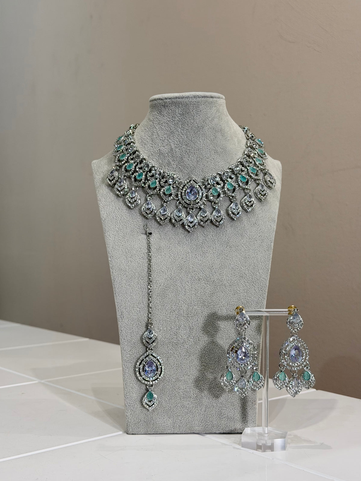 Aqua / Silver AD Jewellery Set
