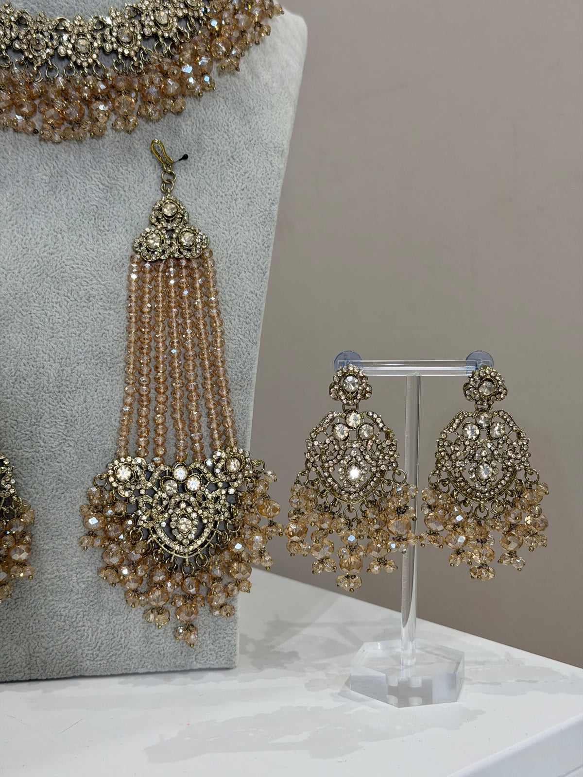 Golden Jewellery Set