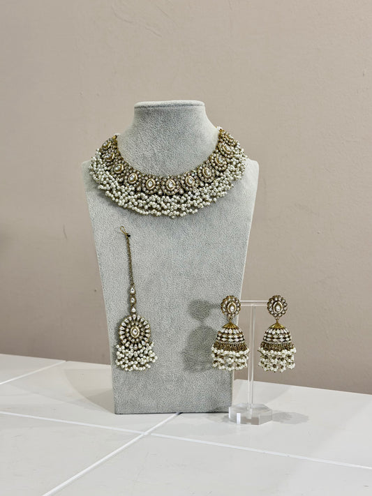 Gold Pearl Jewellery Set