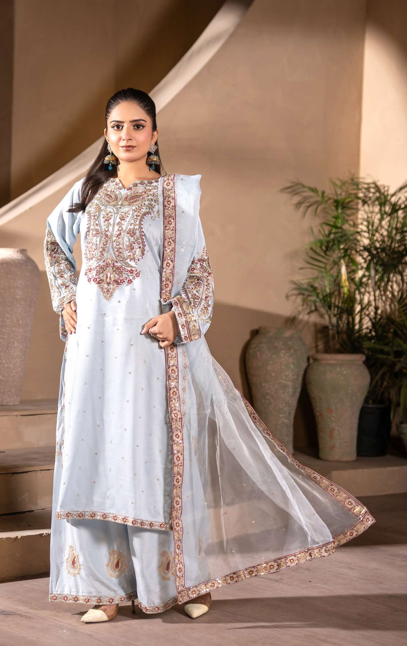 Mother Daughter Linen Embroidered - Baby Blau