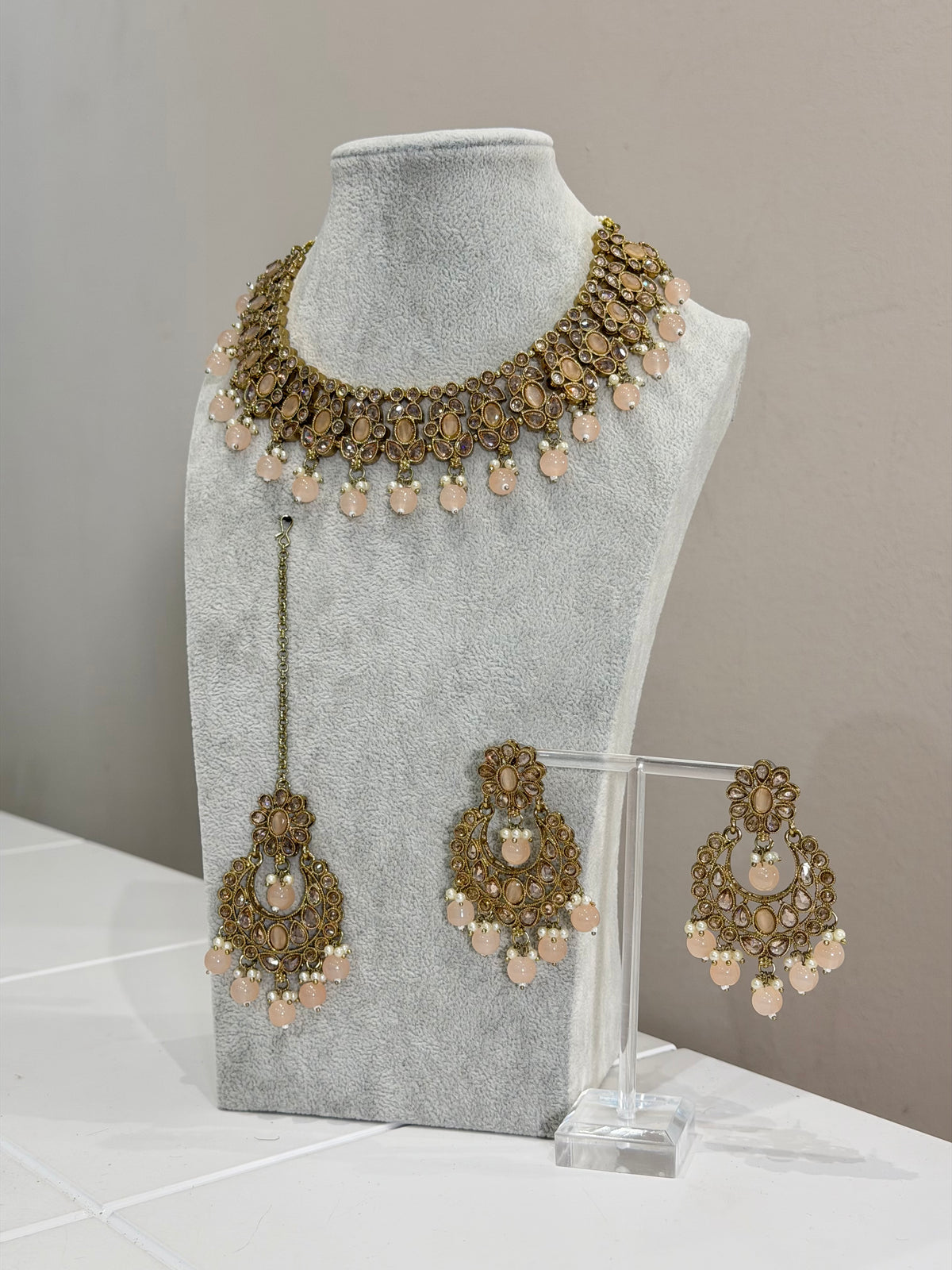 Peach / Gold LCT Jewellery Set
