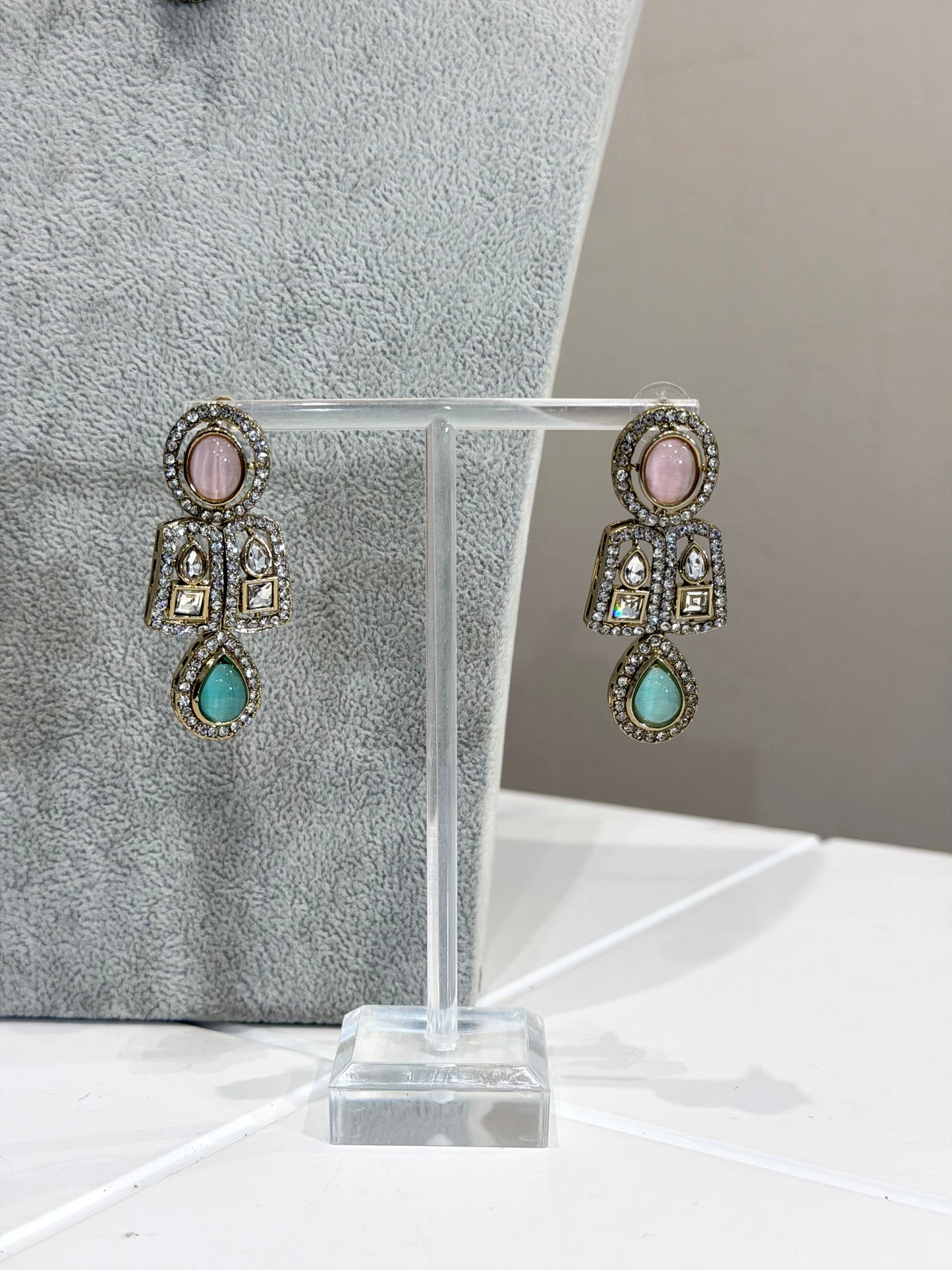 Traditionelles American Diamon Kundan Jewellery Set - 4 Colours
