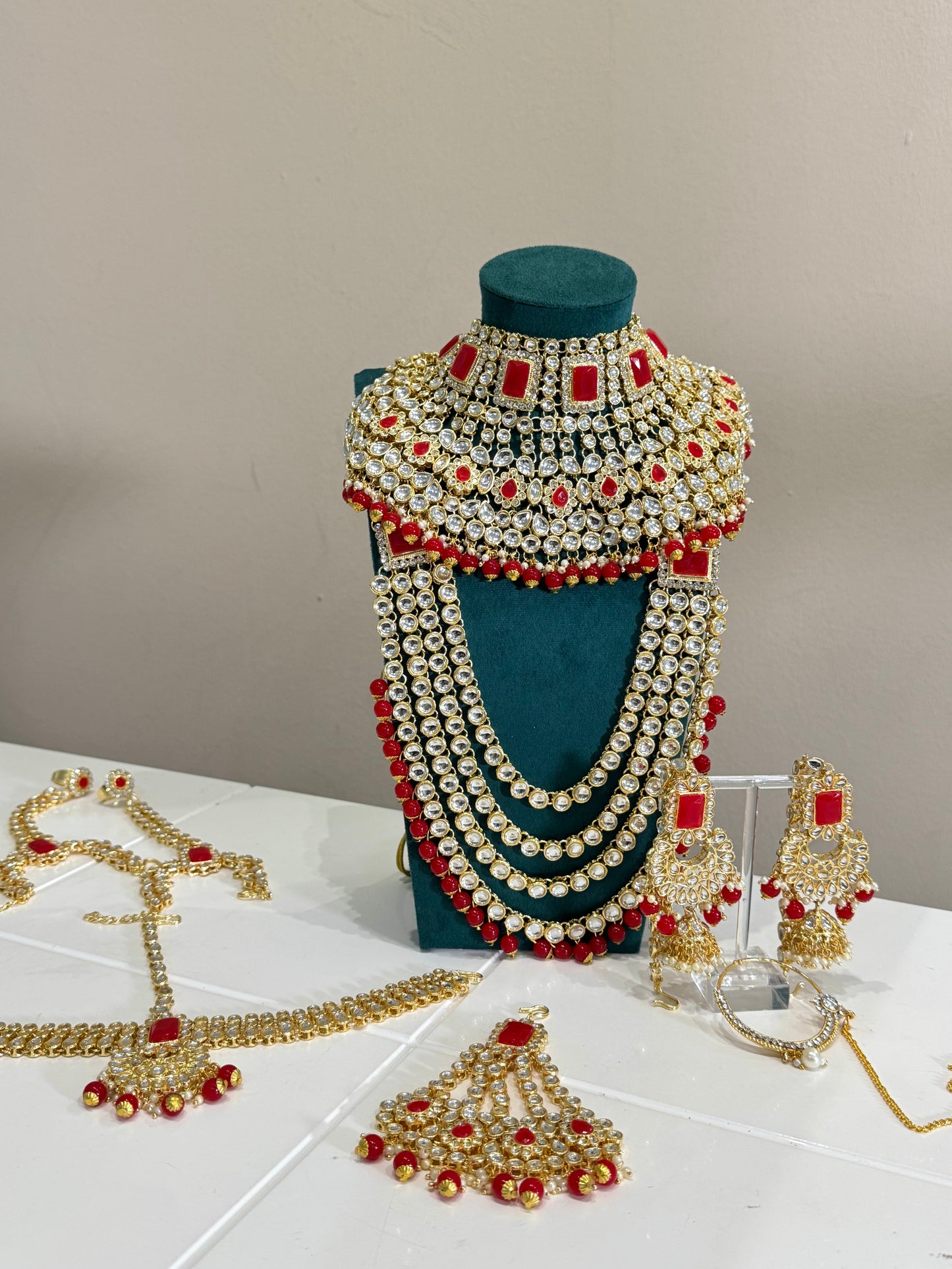 Red / Gold Bridal Jewellery Set