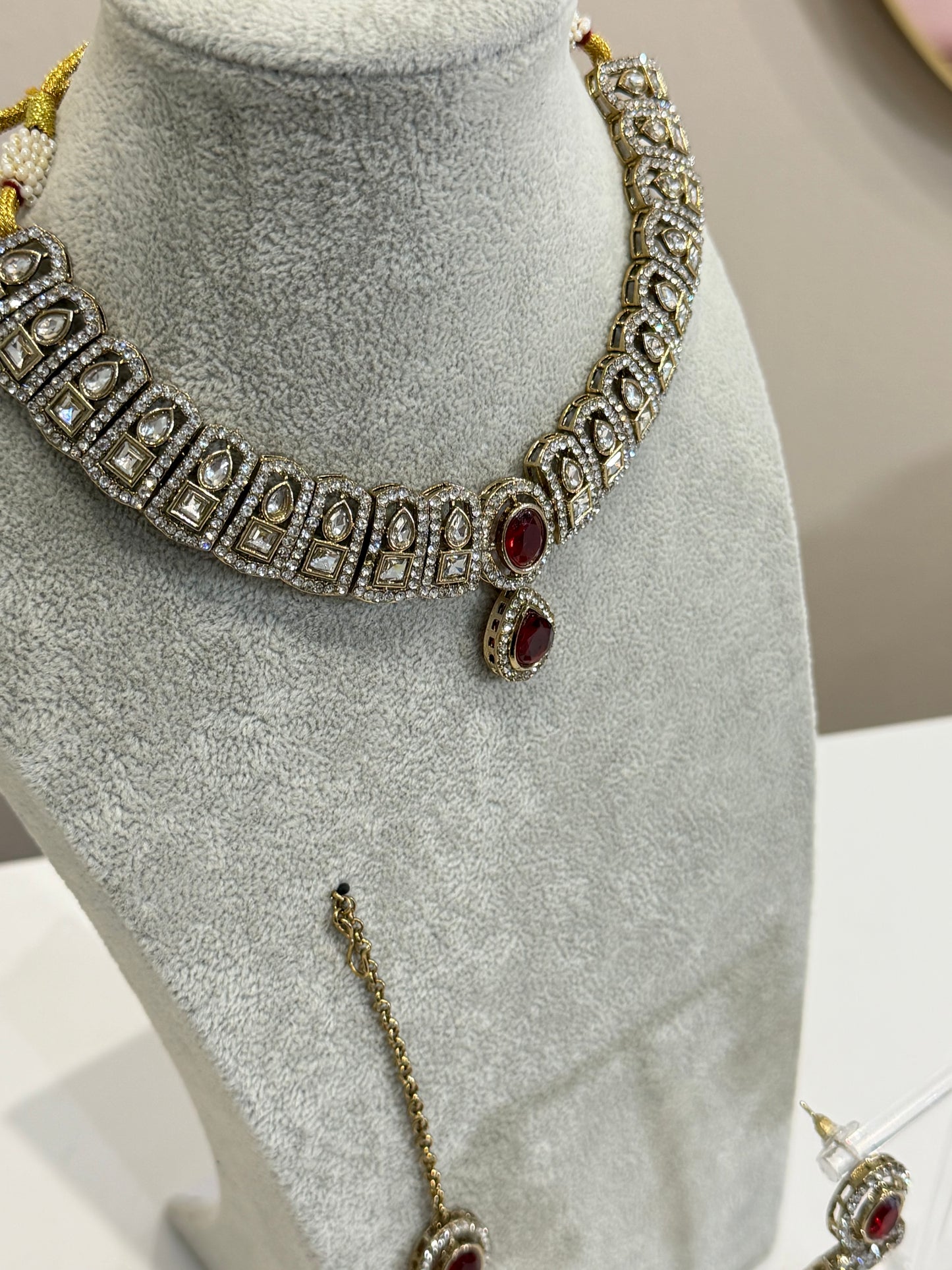 Traditionelles American Diamon Kundan Jewellery Set - 4 Colours