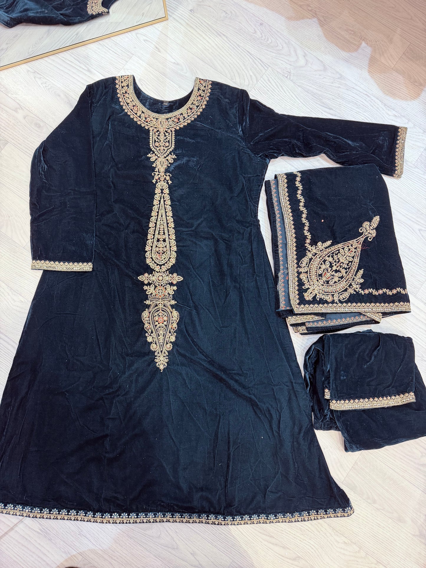 Velvet Festive 3-Piece Suit – Teal blue