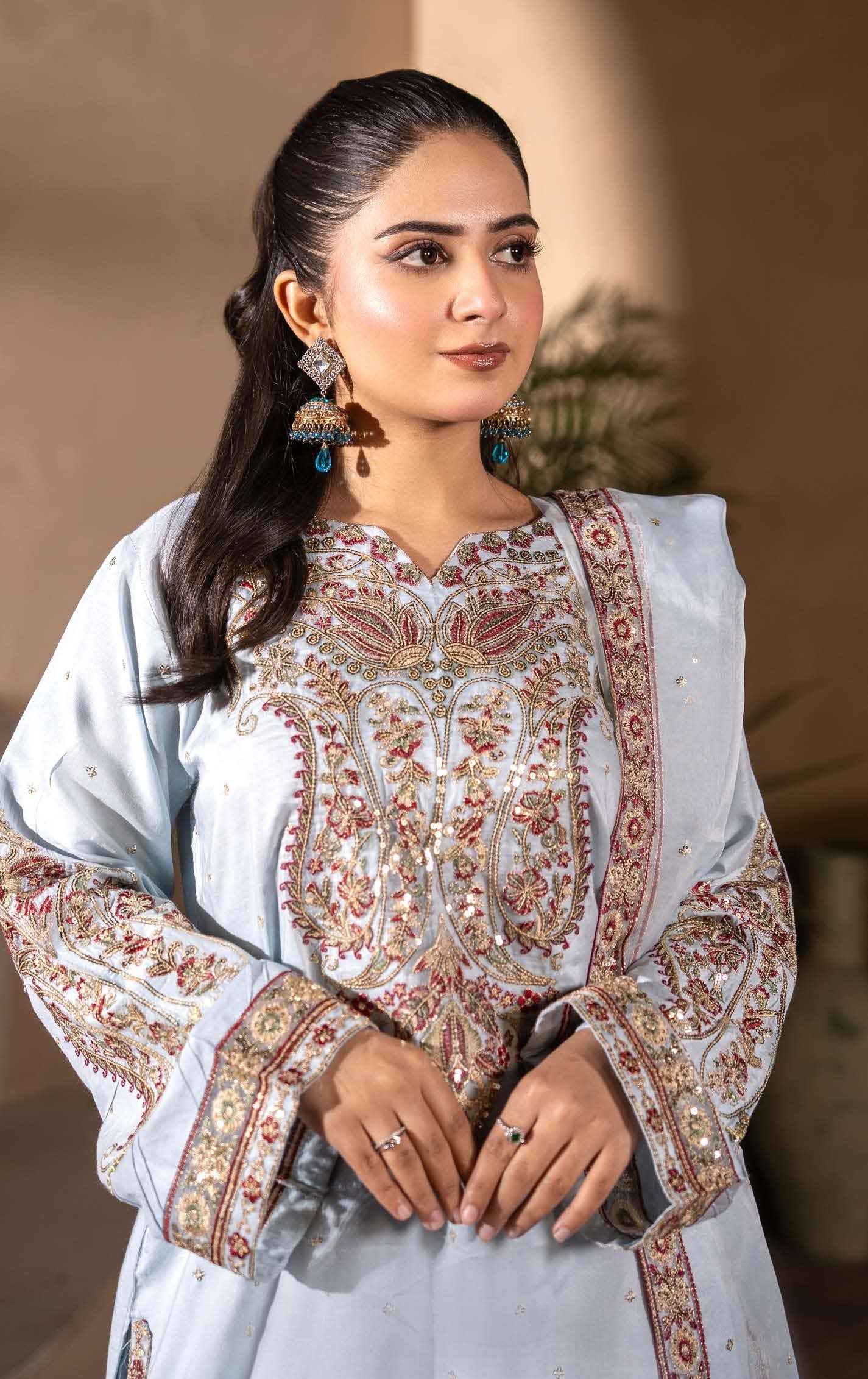 Mother Daughter Linen Embroidered - Baby Blau