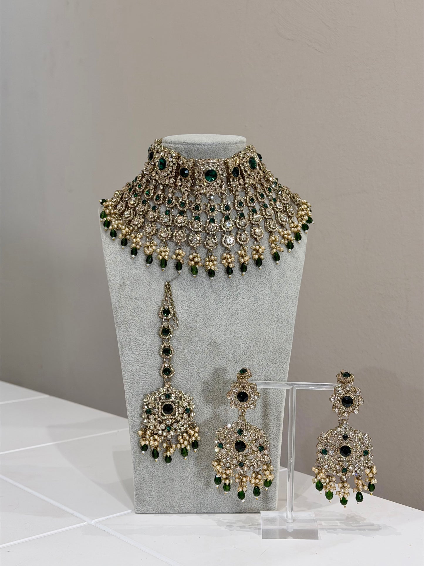 Gold / Green Bridal Jewellery Set