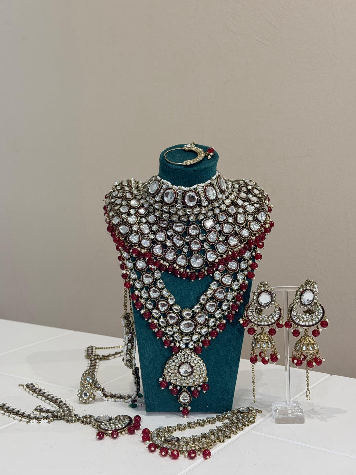 Maroon Kundan Bridal Jewellery Set