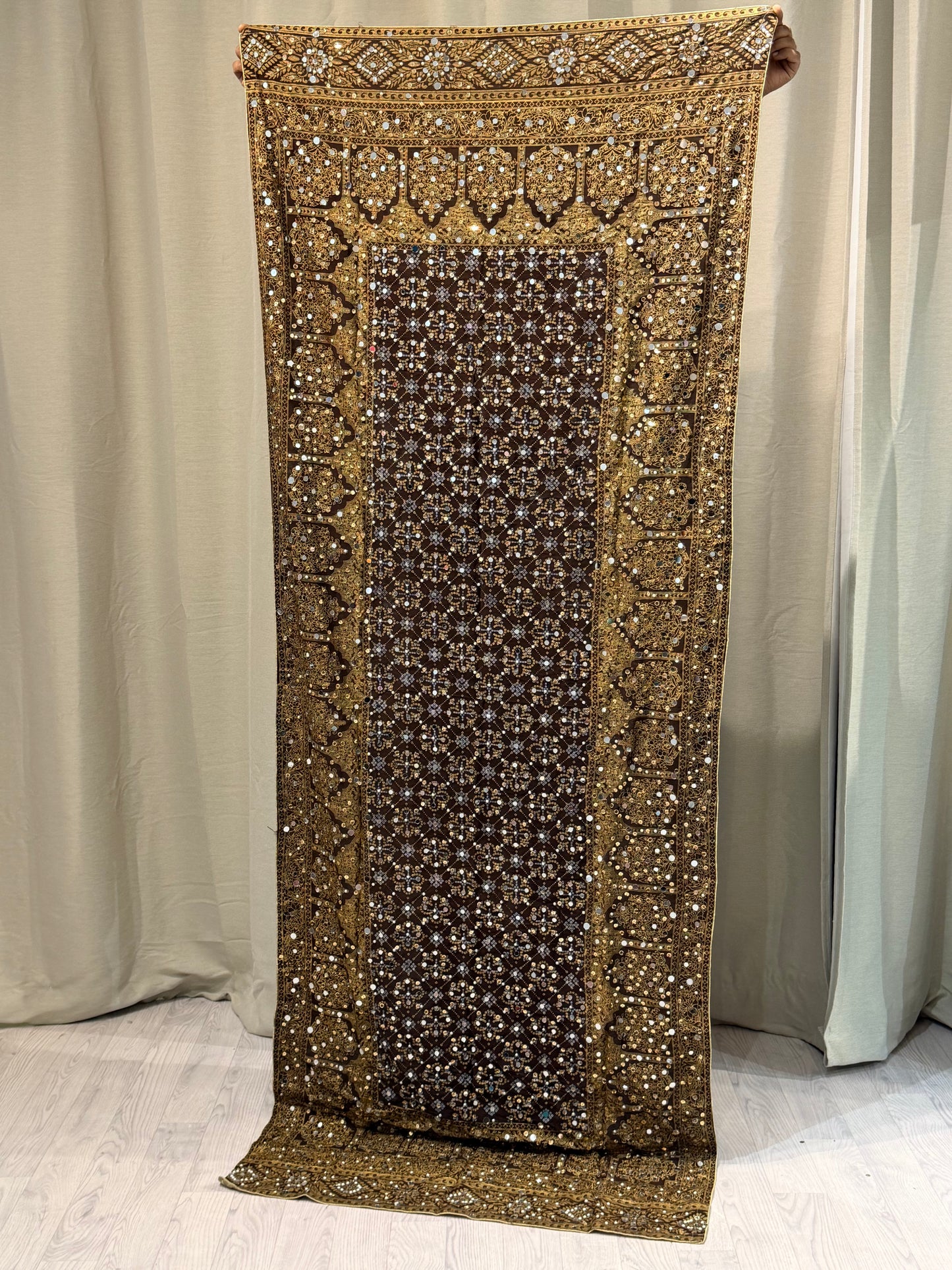 Mirror work Dupatta Braun 2