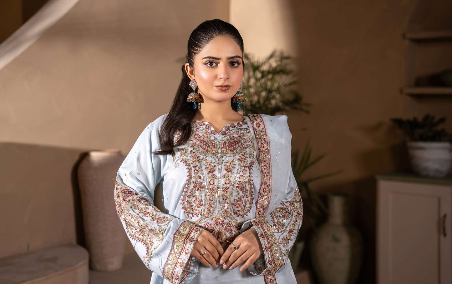 Mother Daughter Linen Embroidered - Baby Blau