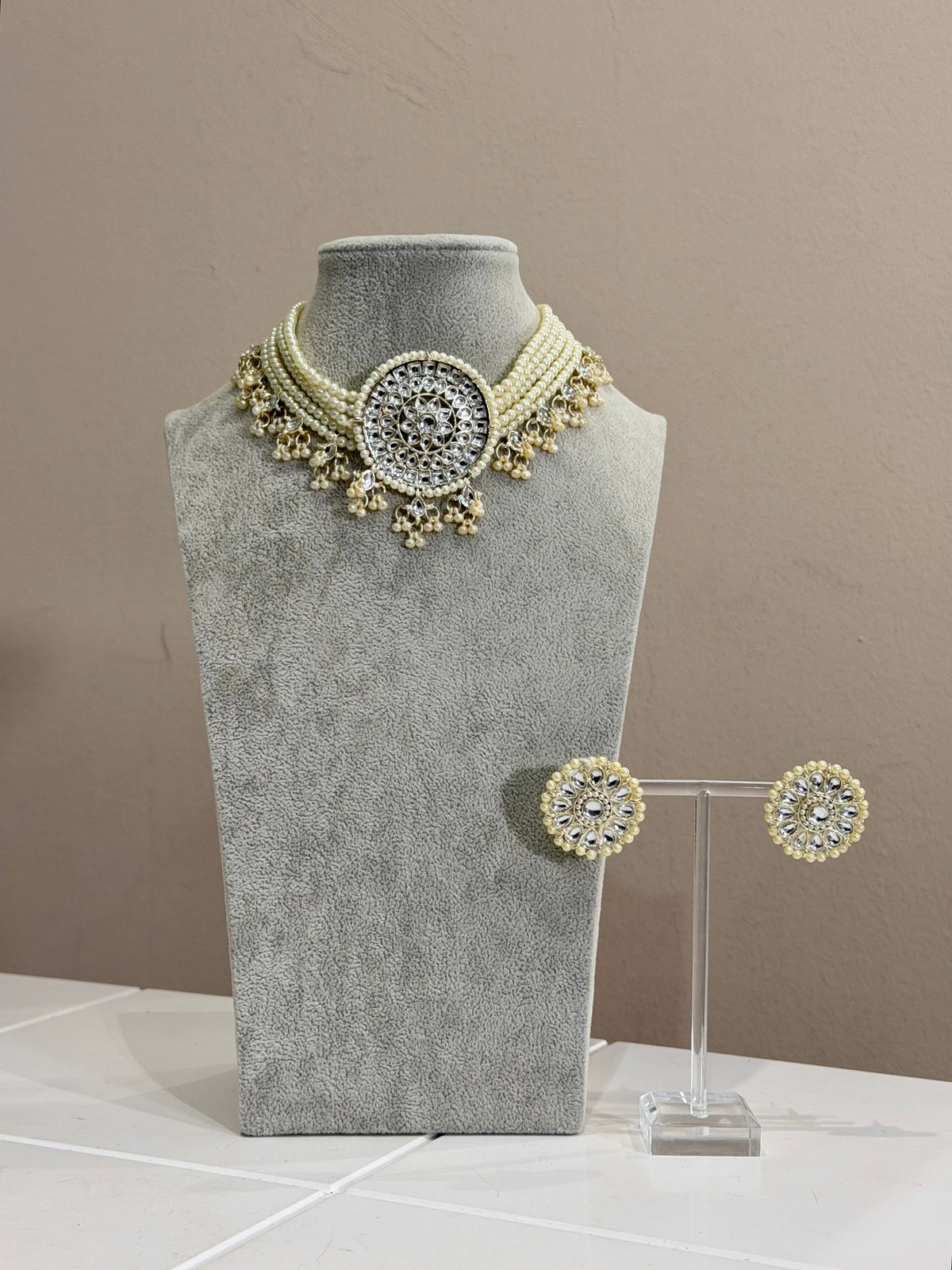 Cream Pearl Jewellery Set