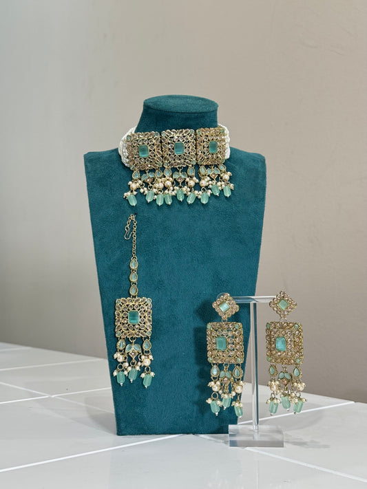 Turquoise Pearl Choker Jewellery Set