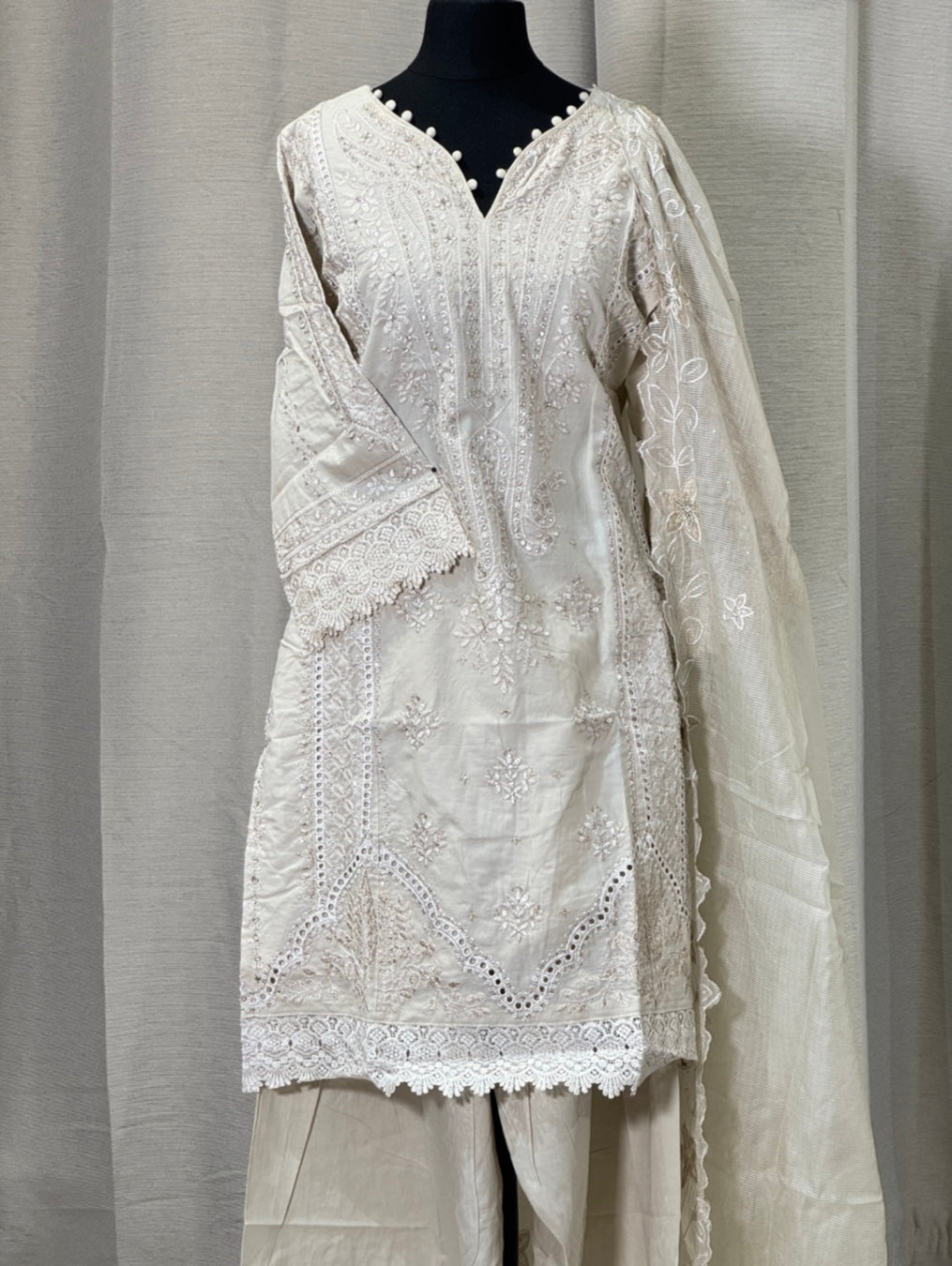 Embroidered Cotton Suit 15