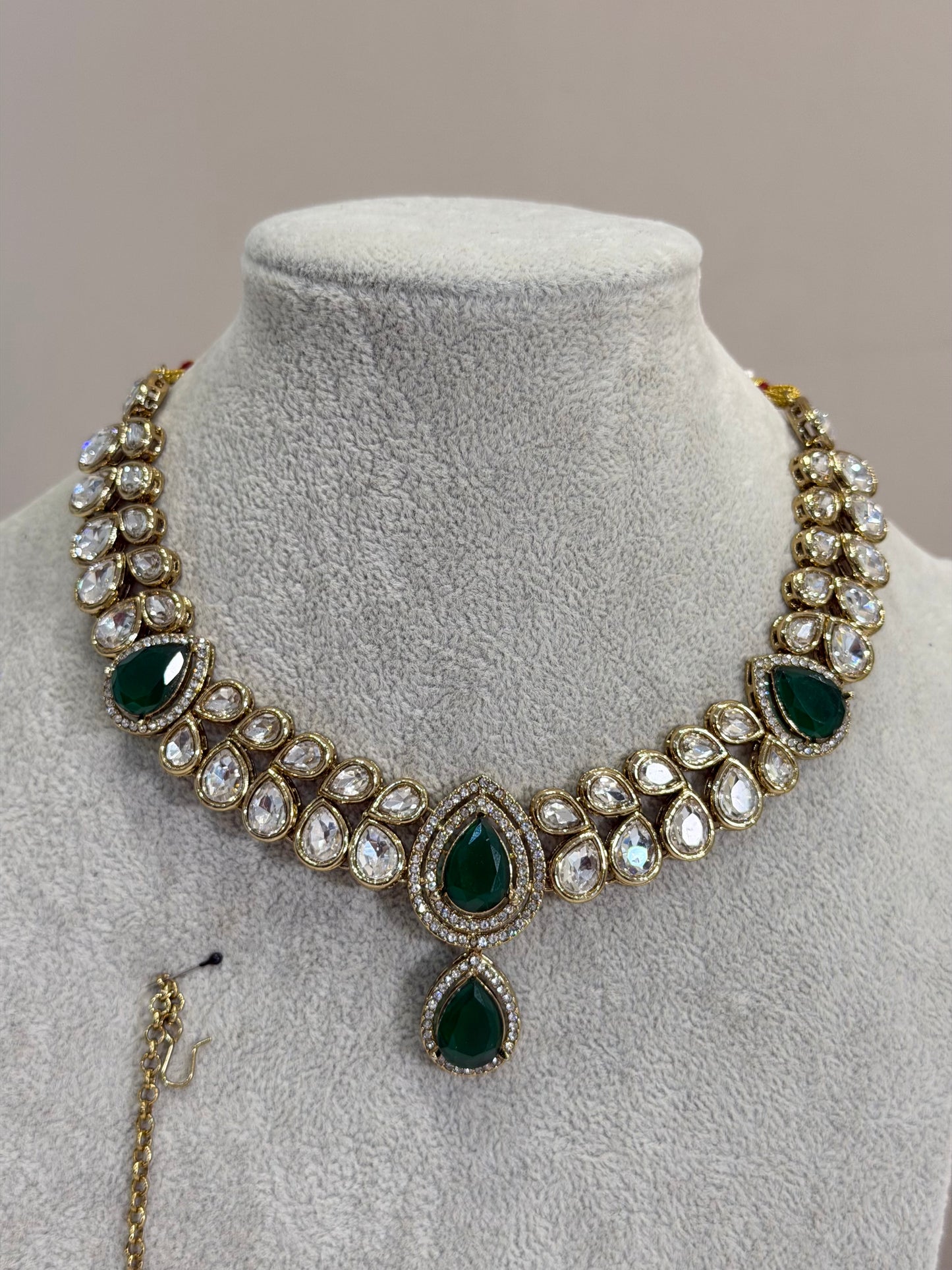 Traditionelles American Diamon Kundan Jewellery Set - 4 Colours