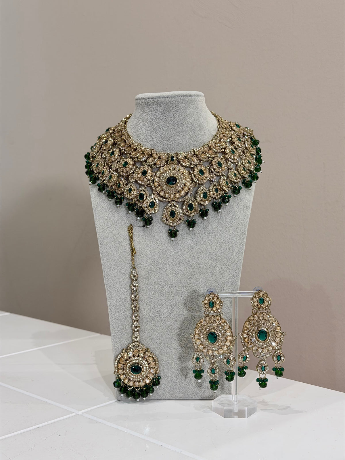 Green Jewellery Set