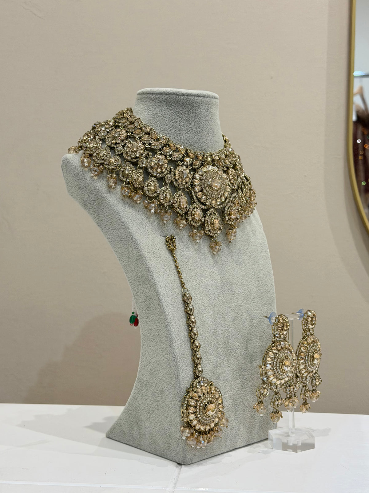 Lct Gold Jewellery Set