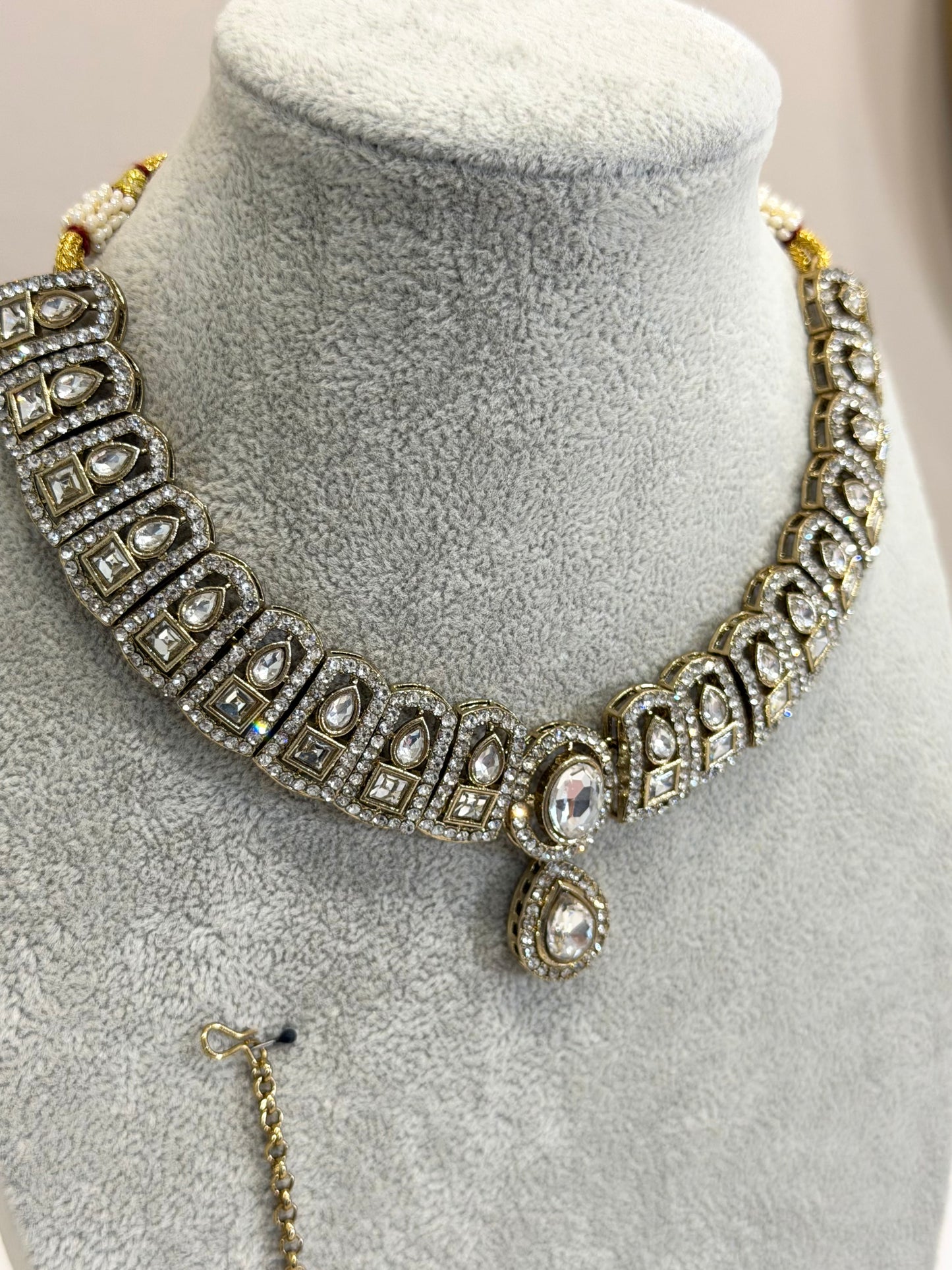 Traditionelles American Diamon Kundan Jewellery Set - 4 Colours
