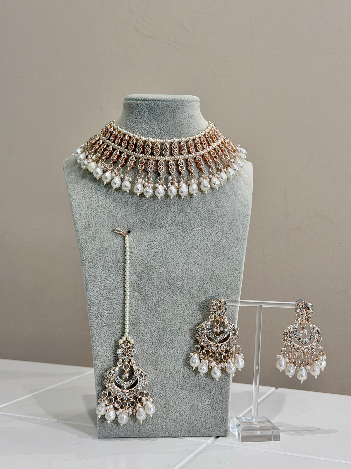 White Rosegold Jewellery Set