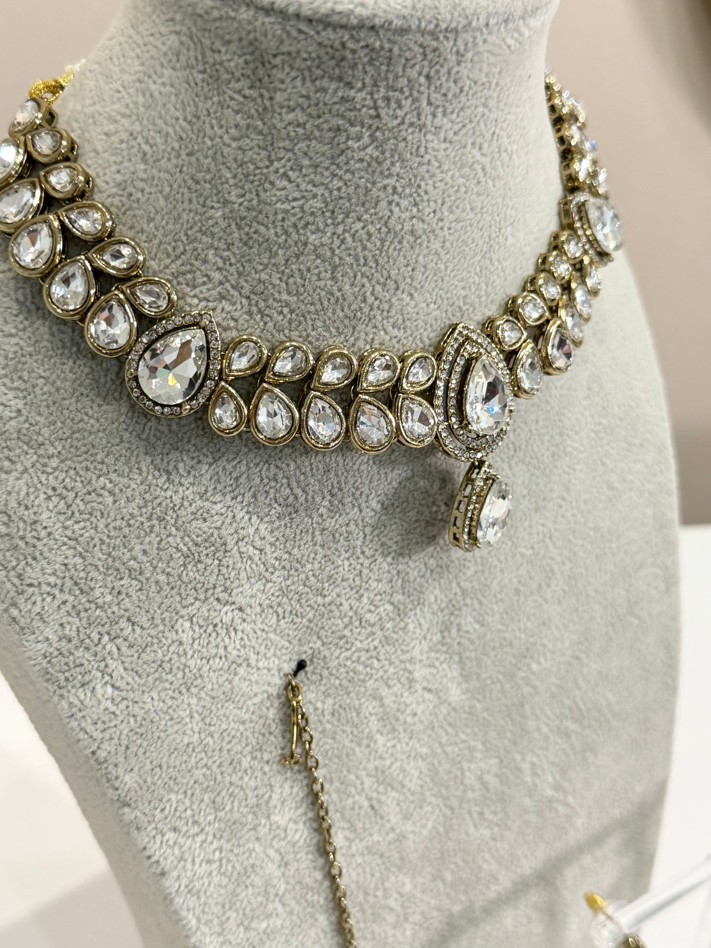 Traditionelles American Diamon Kundan Jewellery Set - 4 Colours