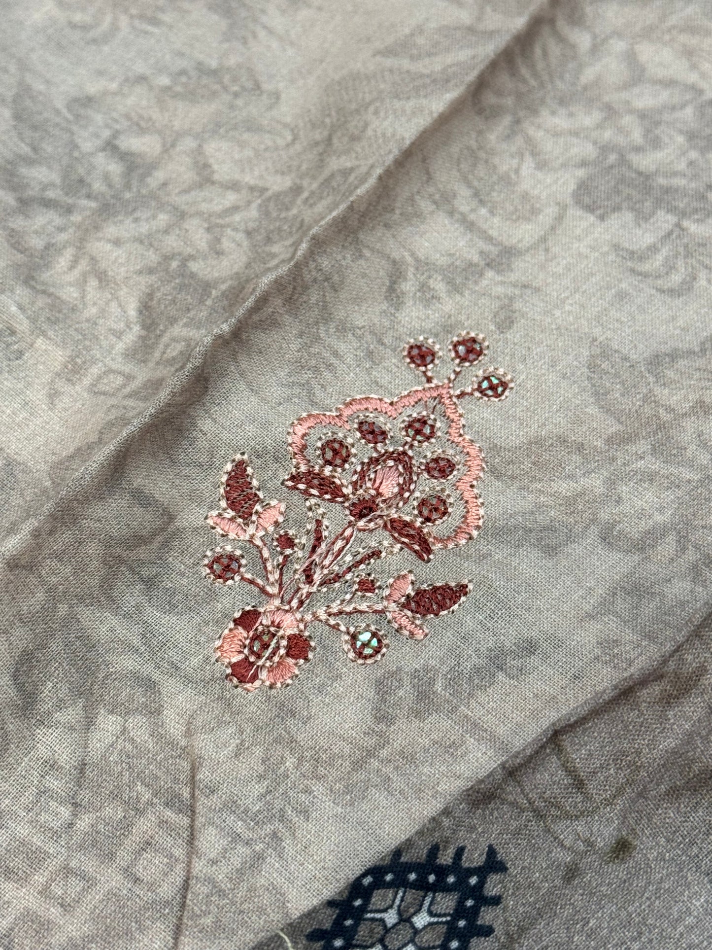 3-teiliges Suit Set aus Lawn- Suit D02
