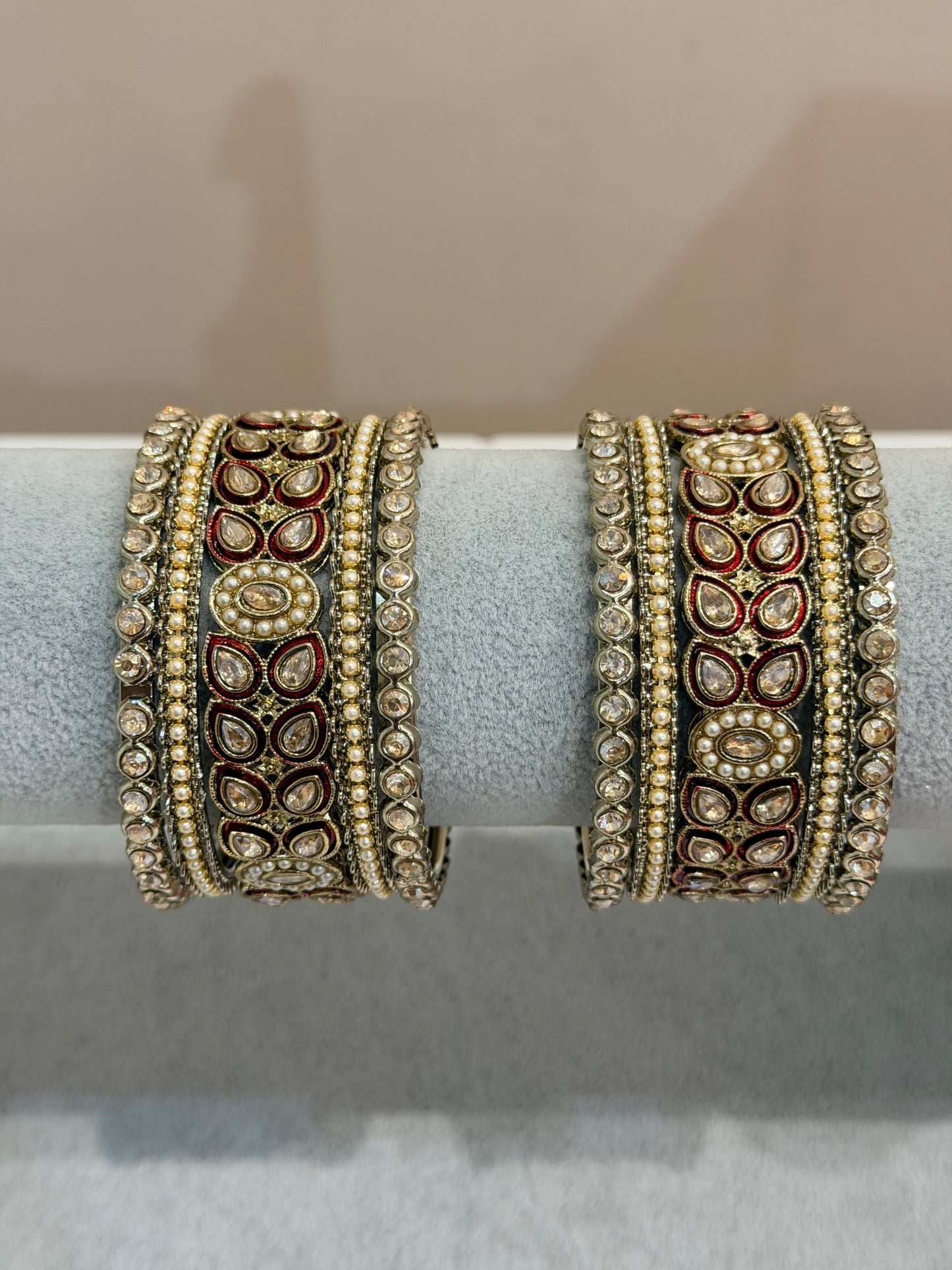 Antik Gold/ Red Metal Bangle-  (10-teilig)