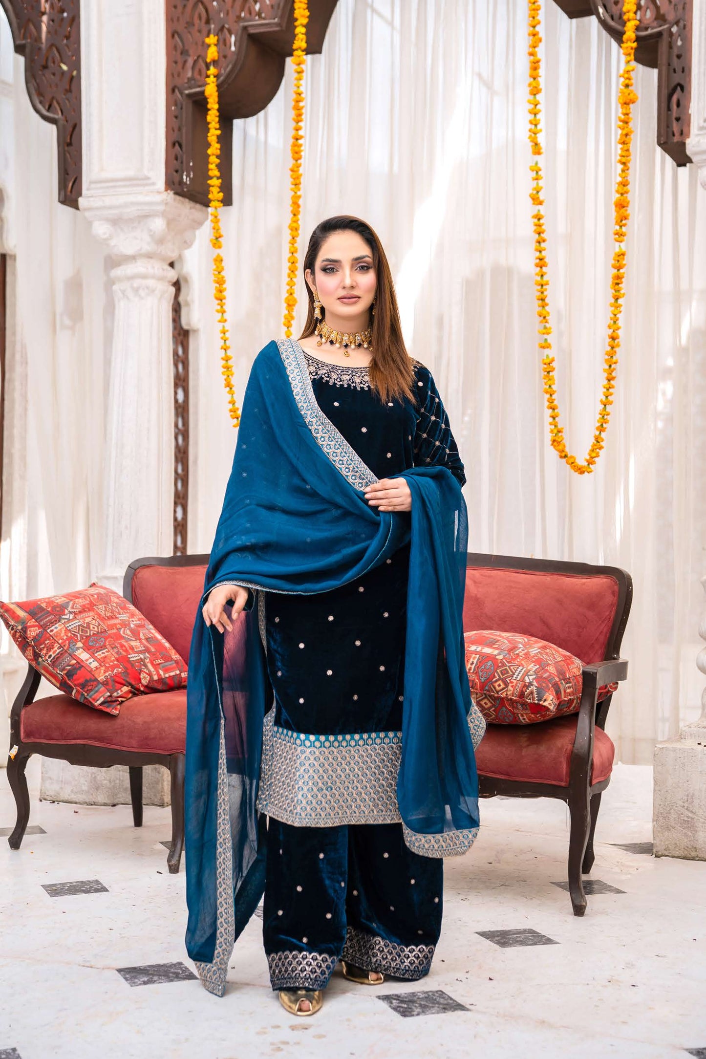 Festlicher Velvet Suit – Luxuriöser 3-teilig- Royal Blue