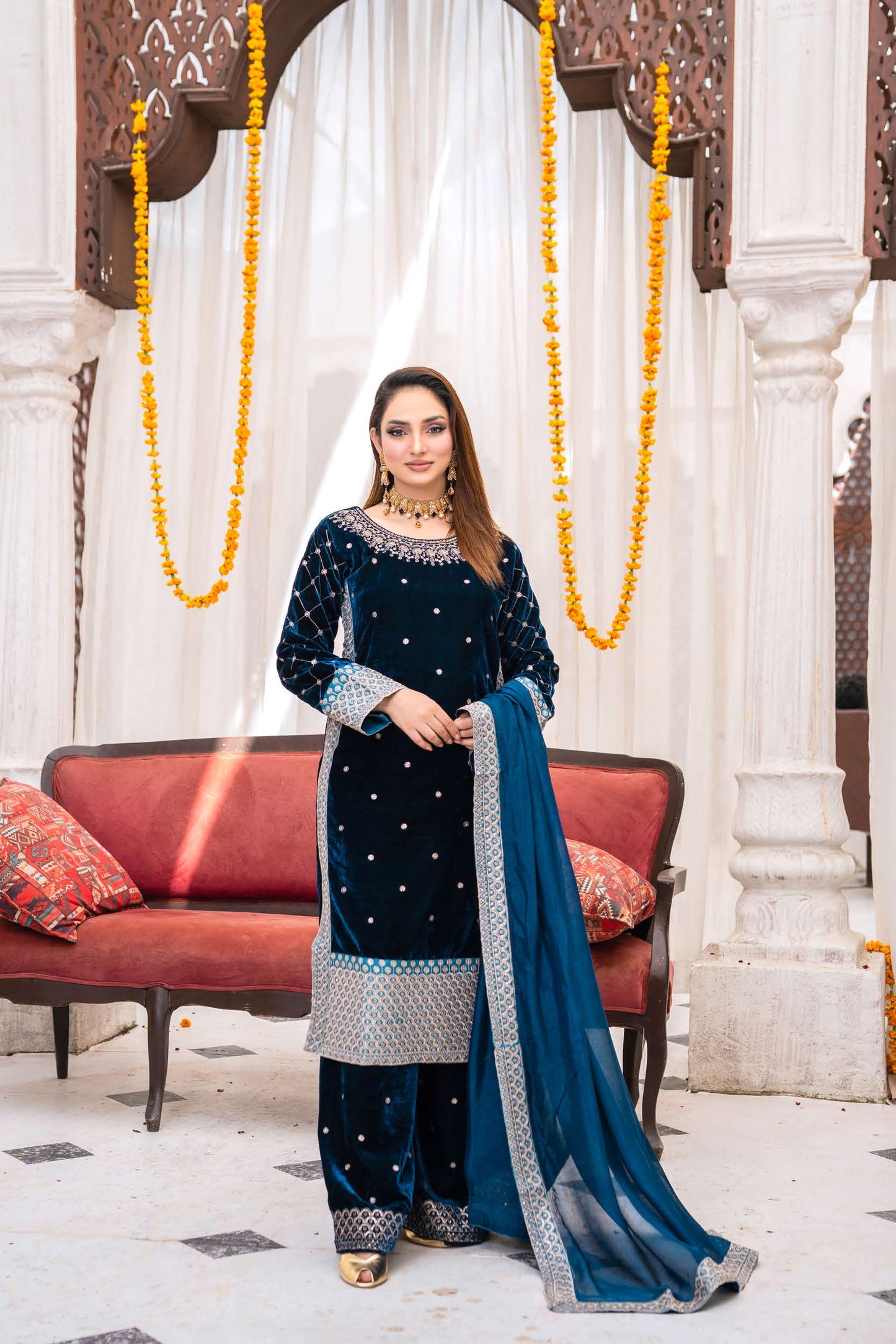 Festlicher Velvet Suit – Luxuriöser 3-teilig- Royal Blue