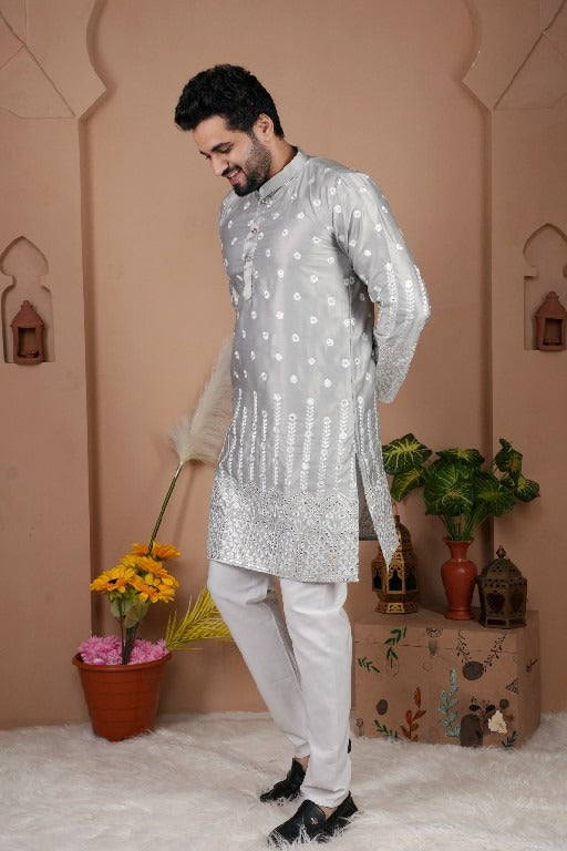 Sangeet Kurta Set für Herren – Gadhval Silk & Heavy Embroidery