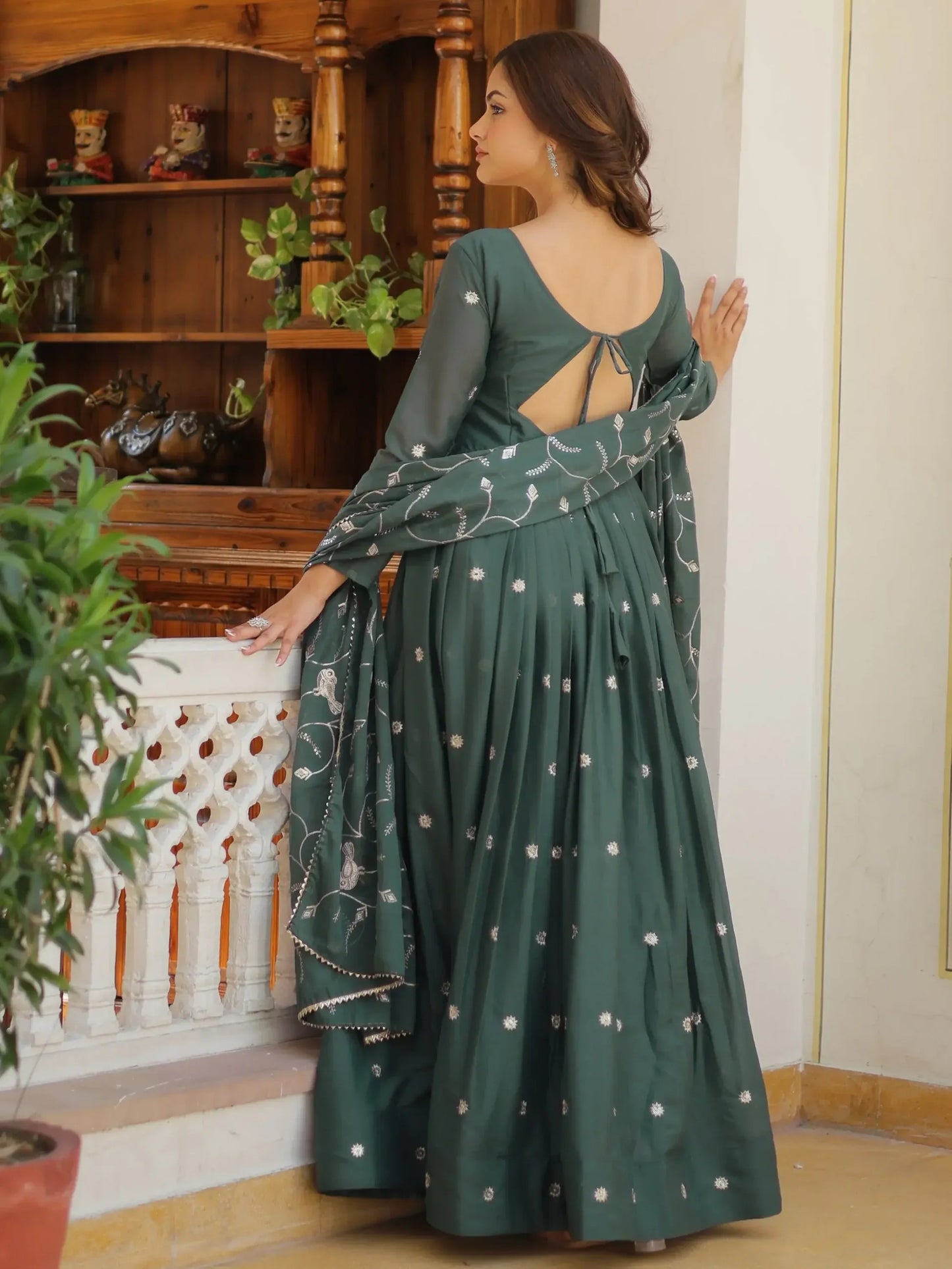 Elegantes Grünes Georgette Anarkali
