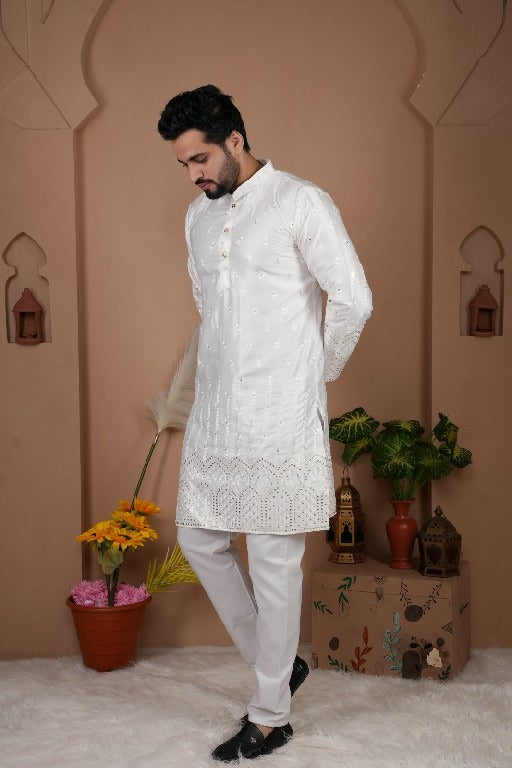 Sangeet Kurta Set für Herren – Gadhval Silk & Heavy Embroidery